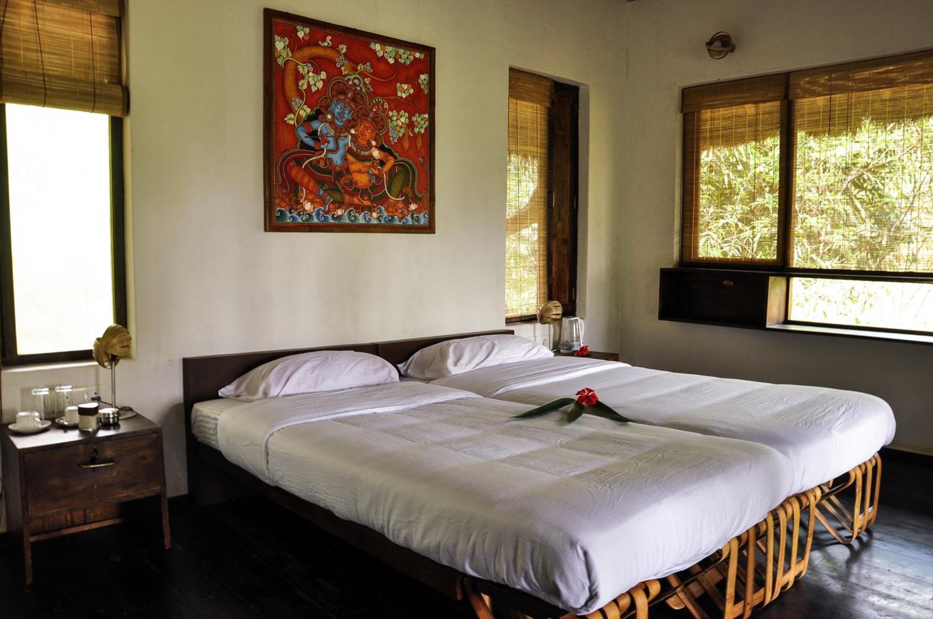 Deluxe Double or Twin Room with Lake View photo 1