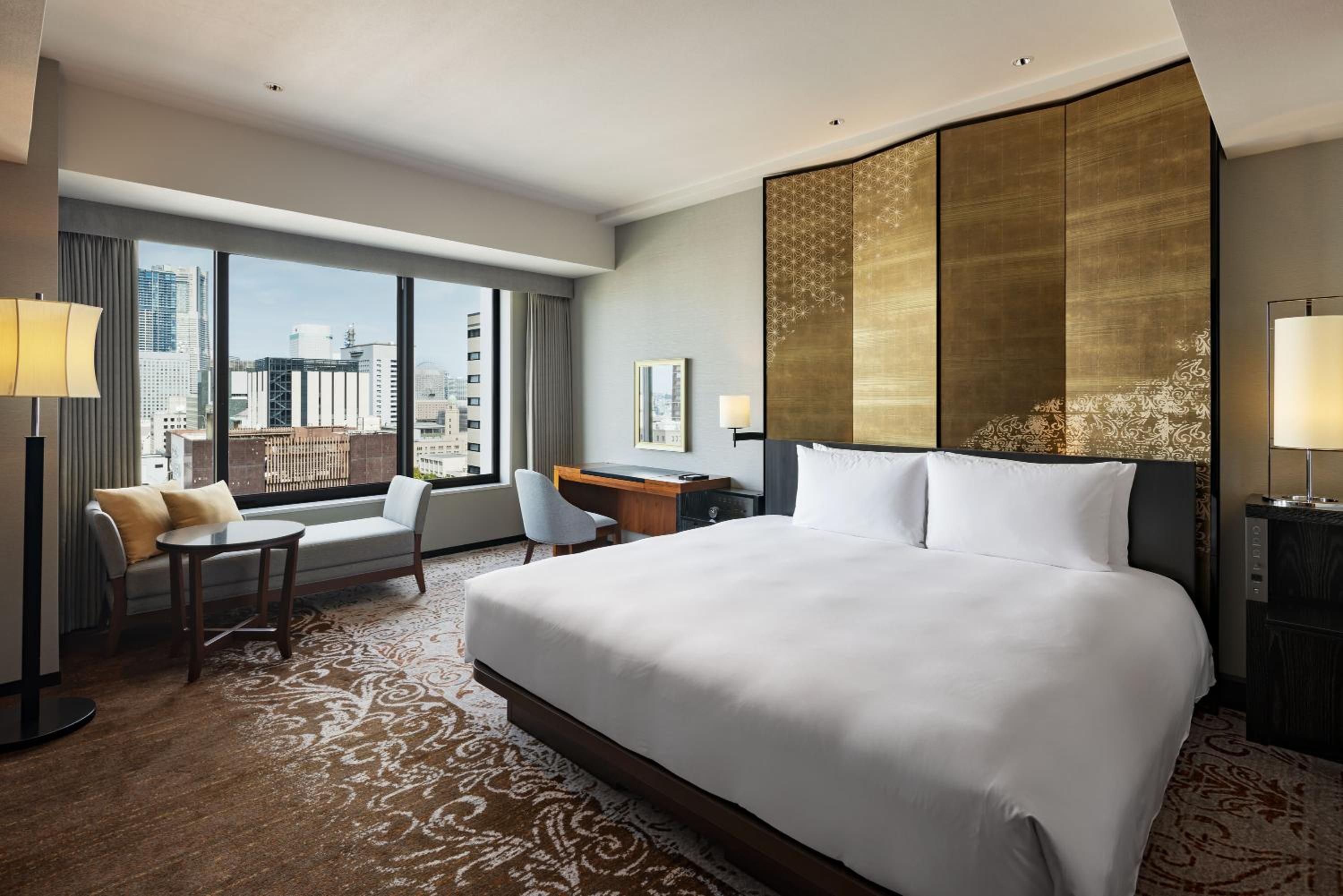 Deluxe King Room - Photo 1