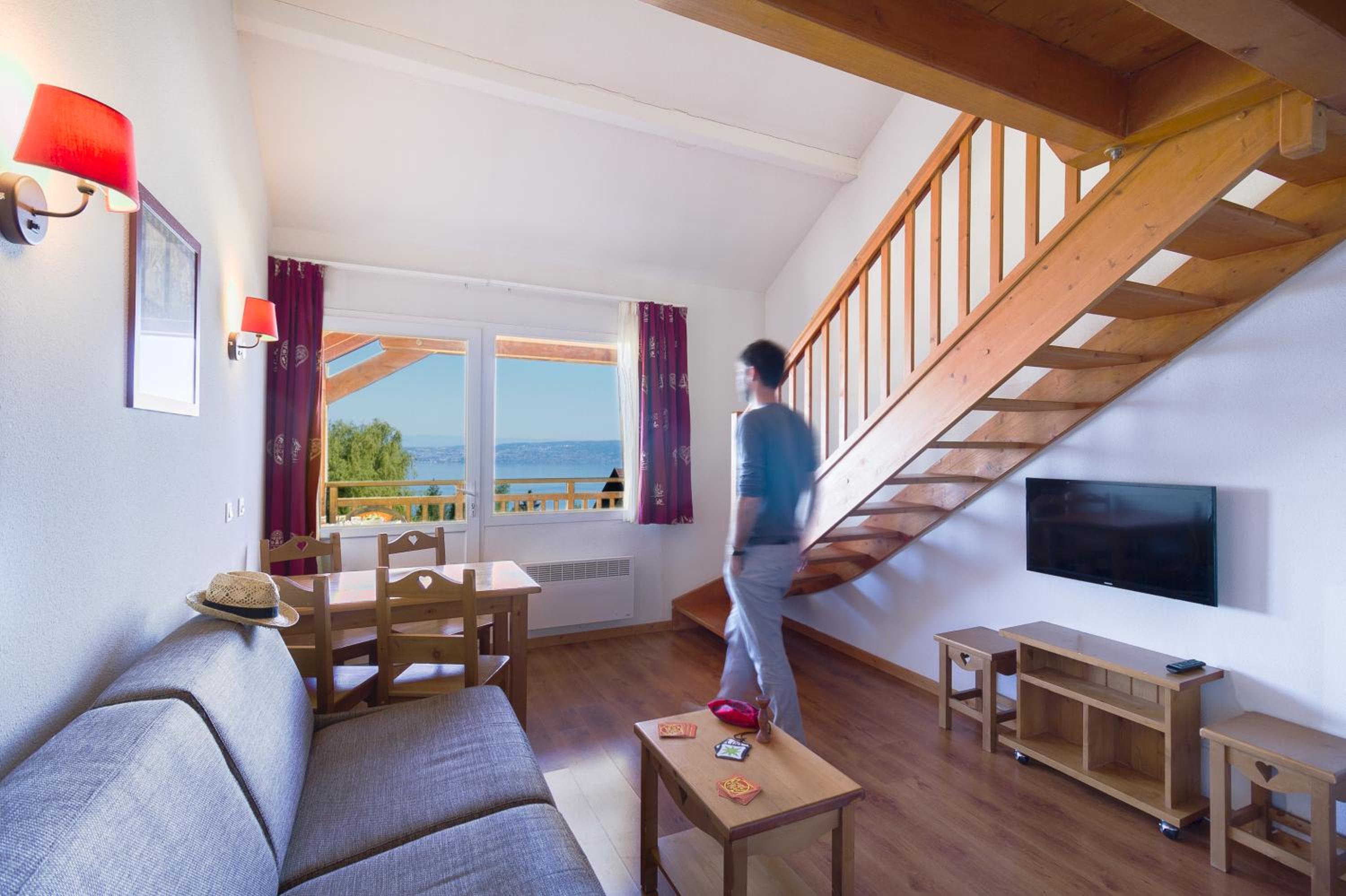 Two-Bedroom Apartment in Chalet (6 People) photo 2