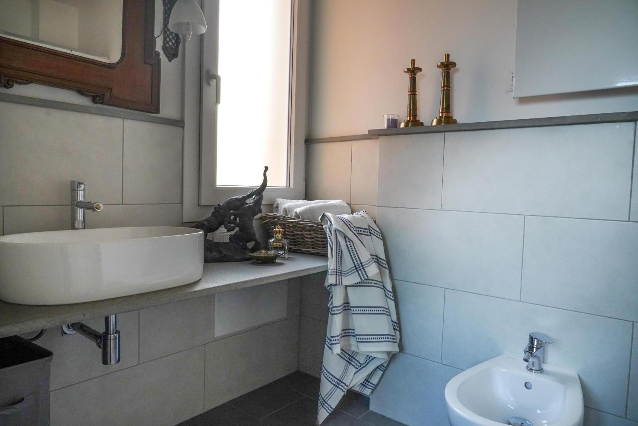 Suite - Photo 4