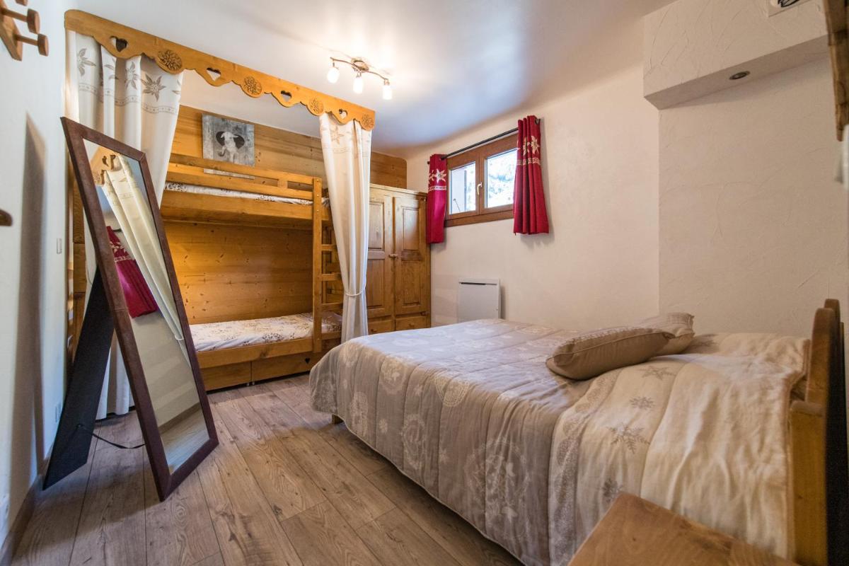 One-Bedroom Apartment - Photo 8
