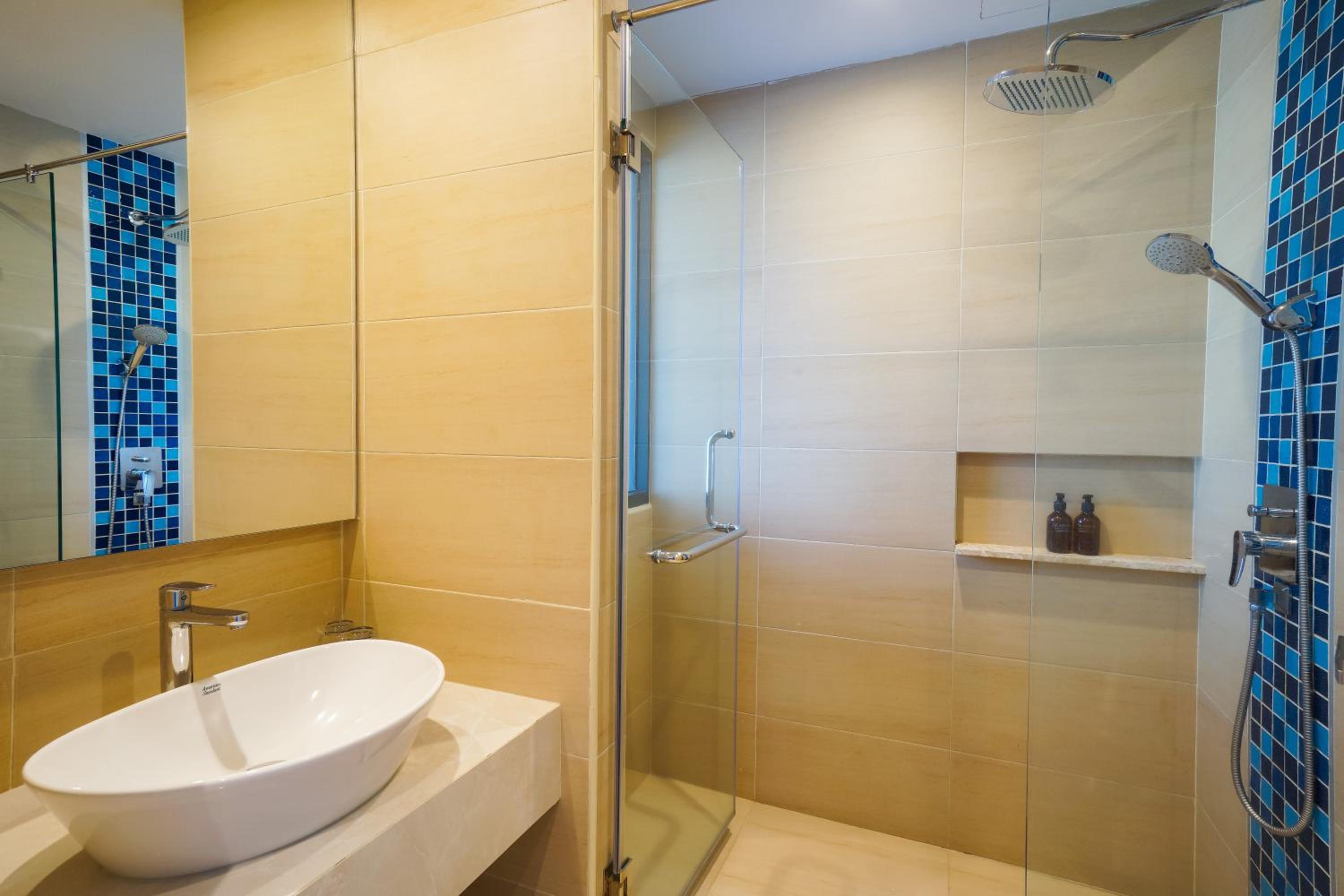 Superior Double or Twin Room - Photo 12