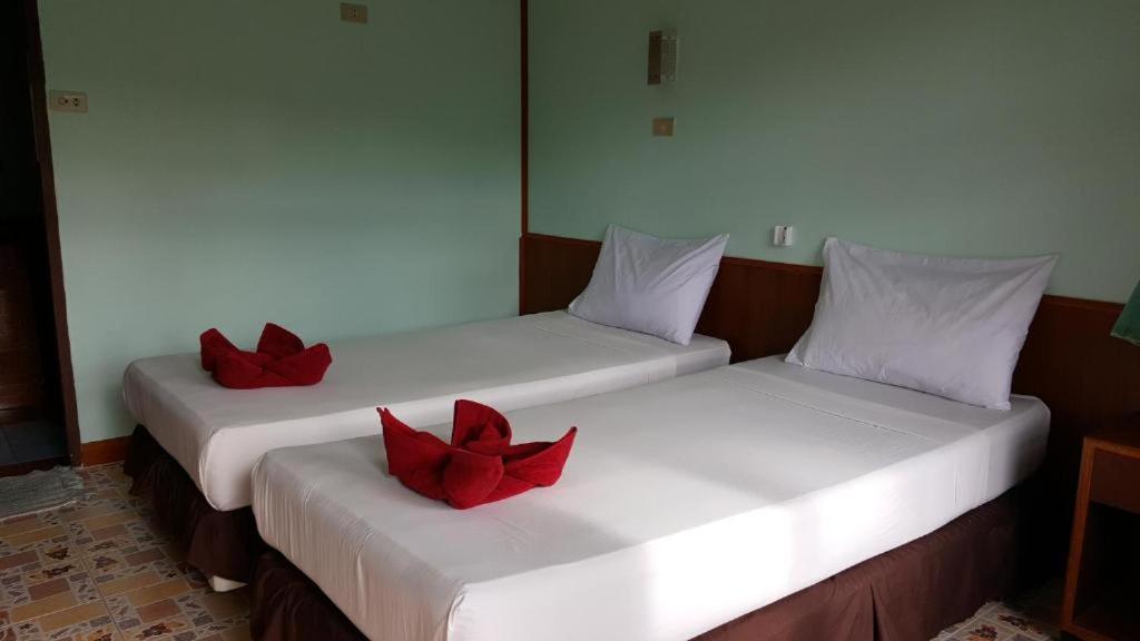 Twin Room with Air Conditioning photo 2