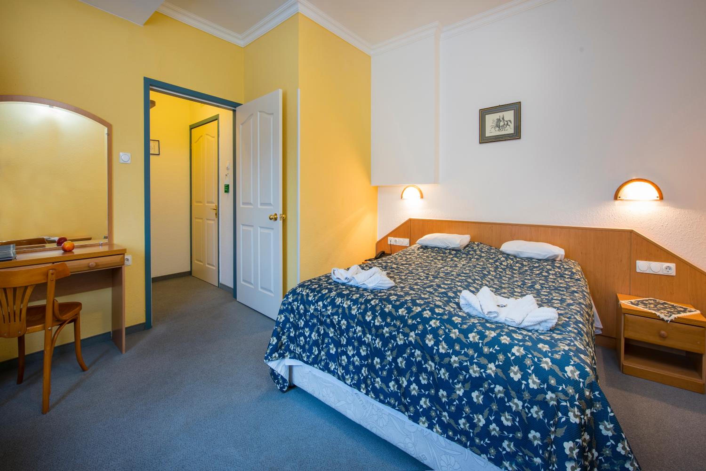 Standard Double or Twin Room