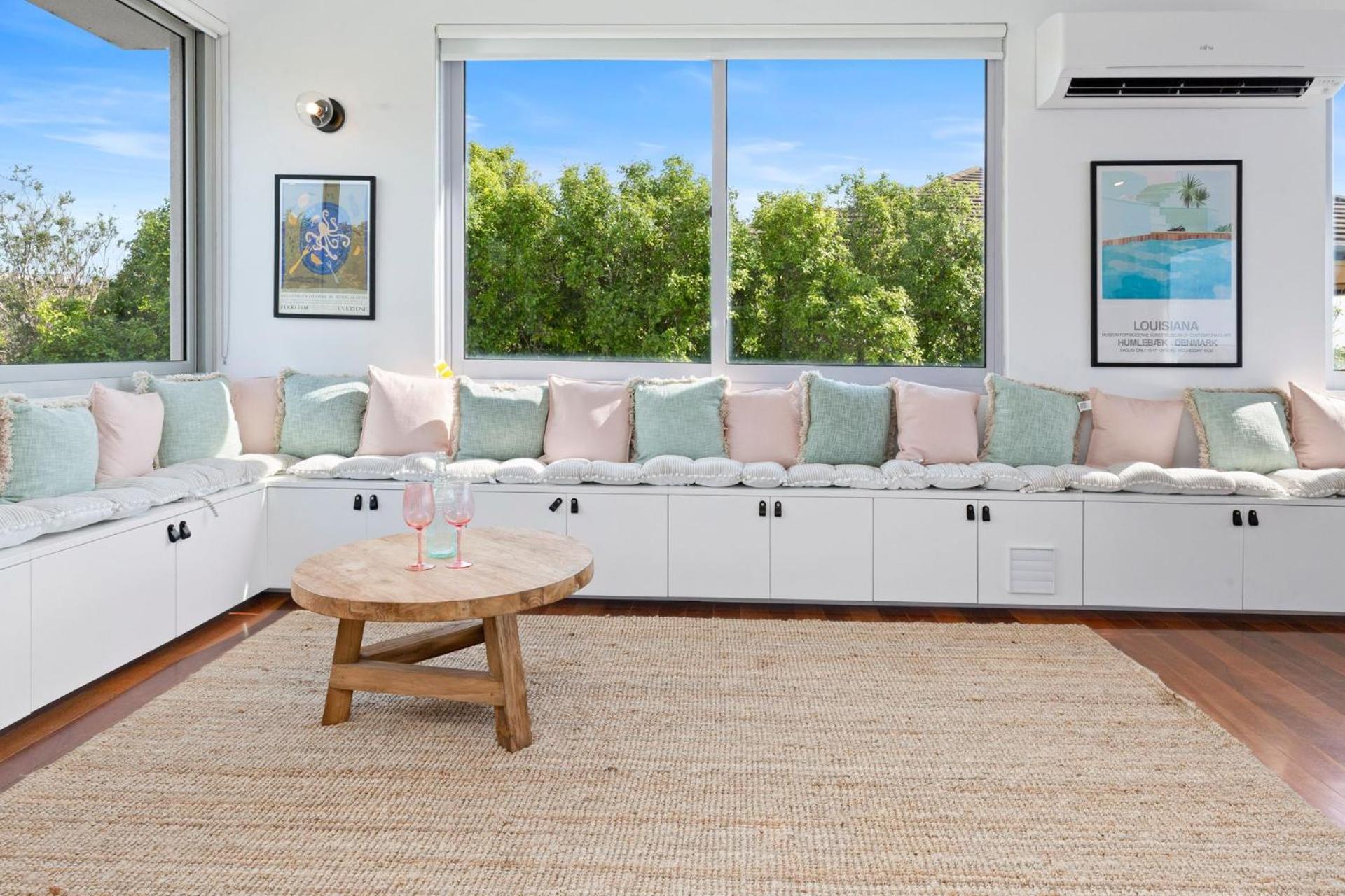 Four-Bedroom House photo 1