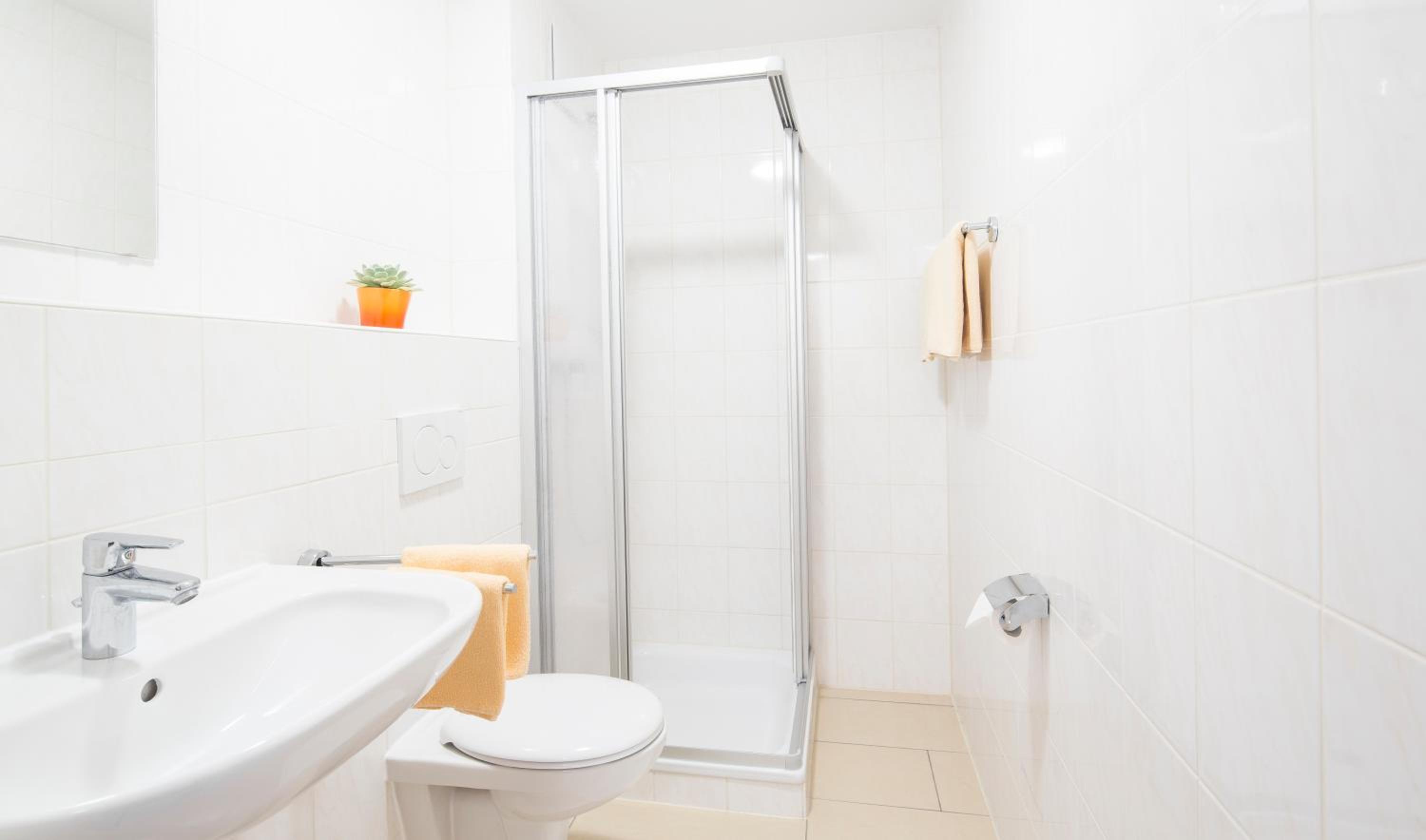 Double Room With Private Bathroom photo 2