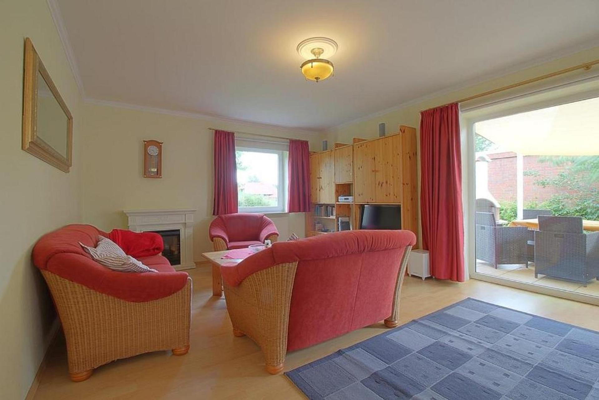 Three-Bedroom House photo 1