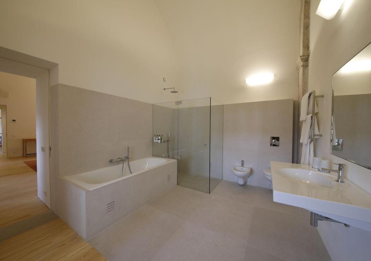 Superior Suite - Photo 6
