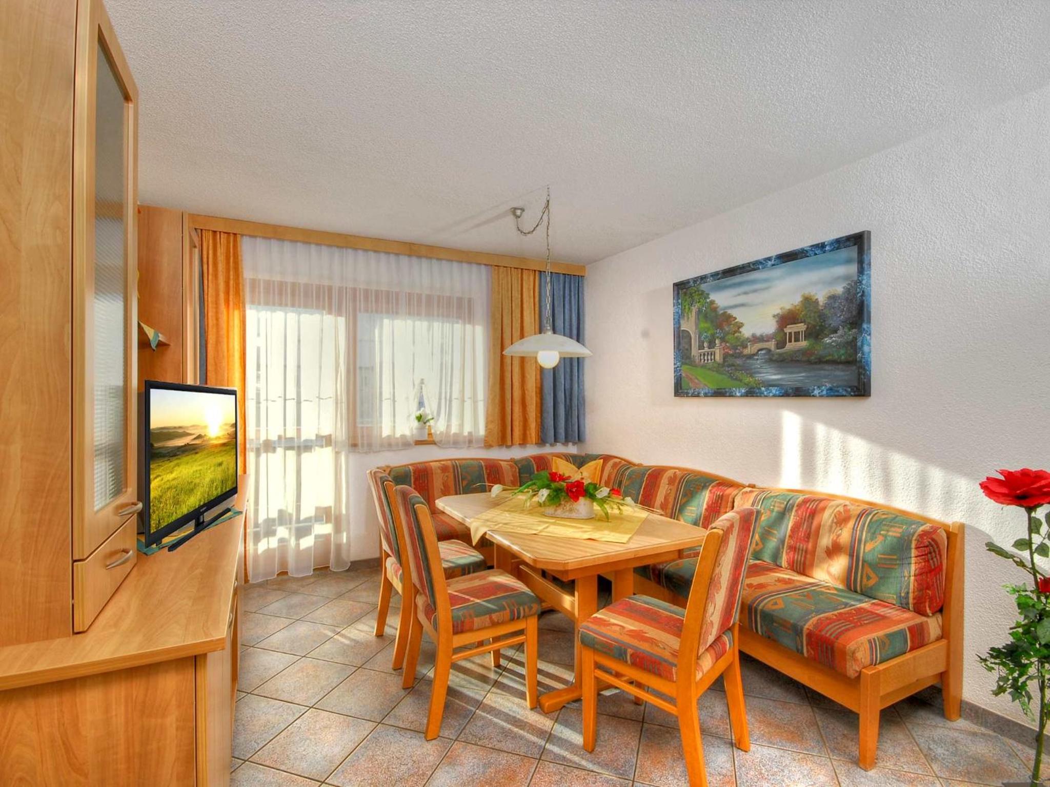 Superior Three-Bedroom Apartment photo 3