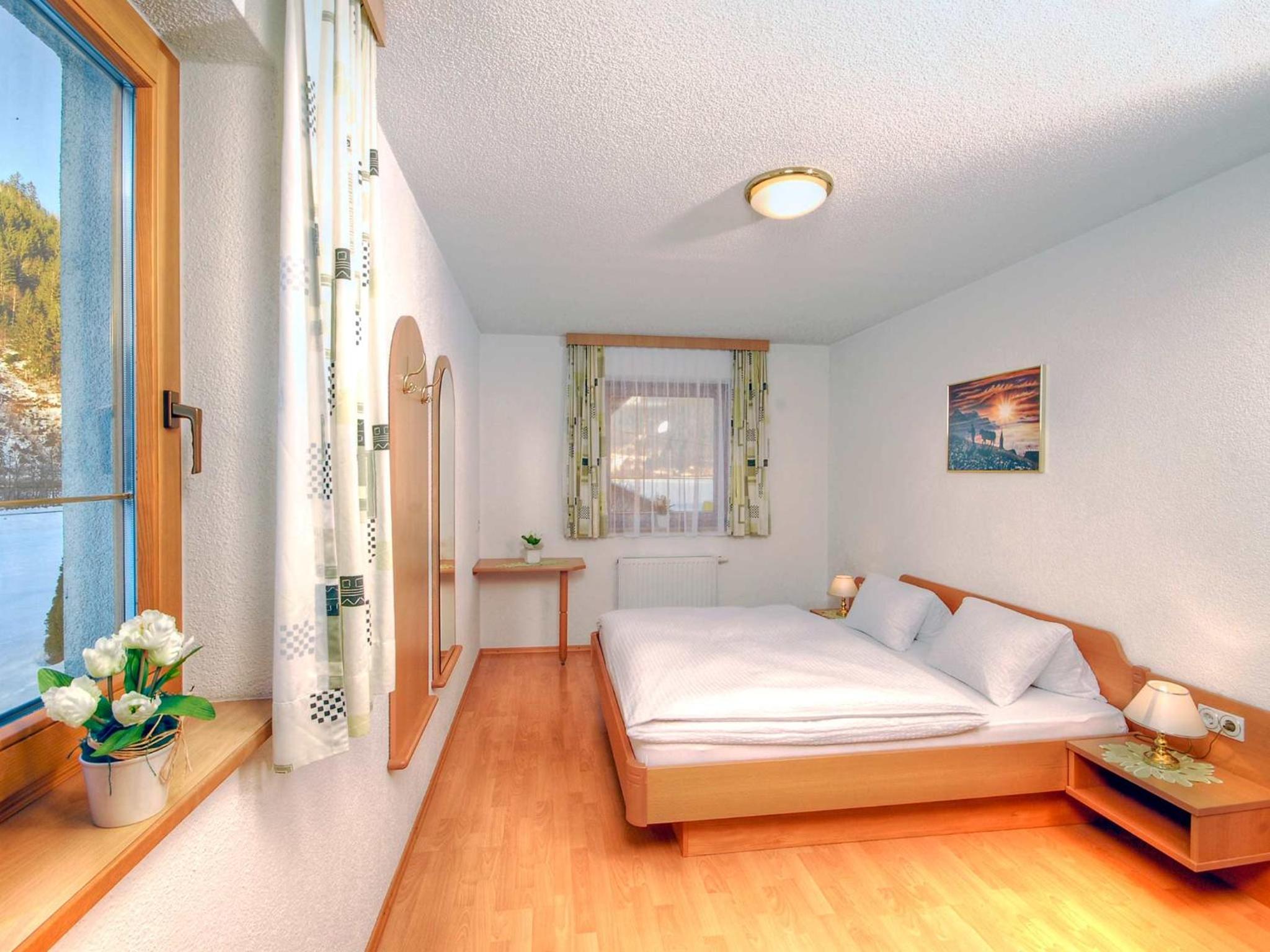 Superior Three-Bedroom Apartment photo 1