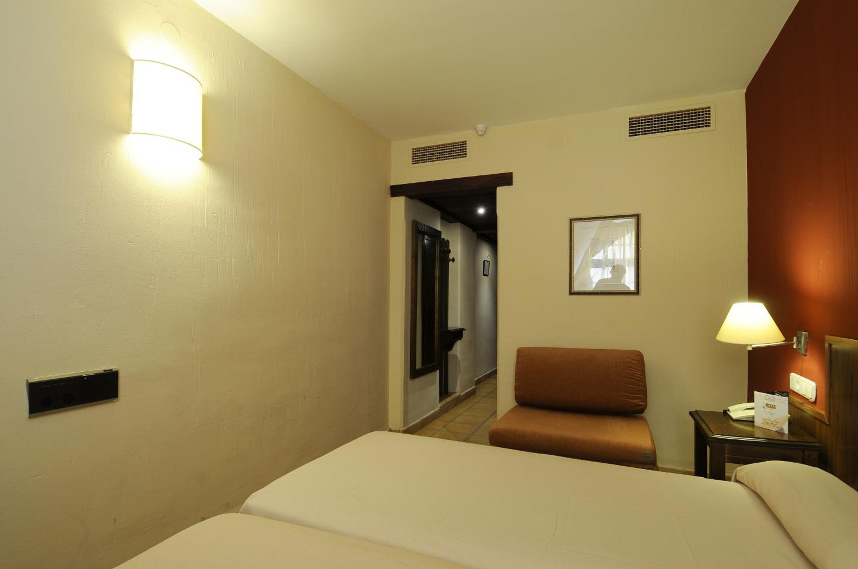 Habitación Doble o con Dos Camas