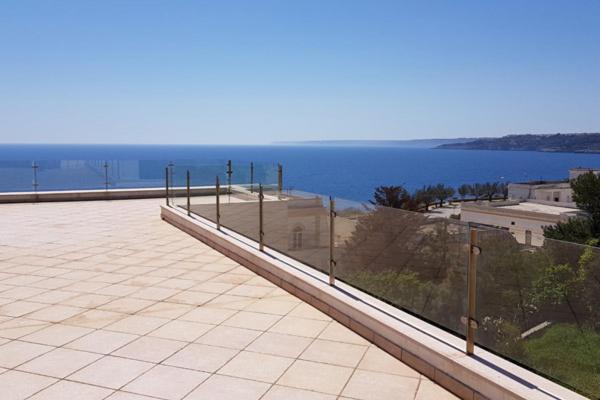 Apartment with Sea View - Photo 13