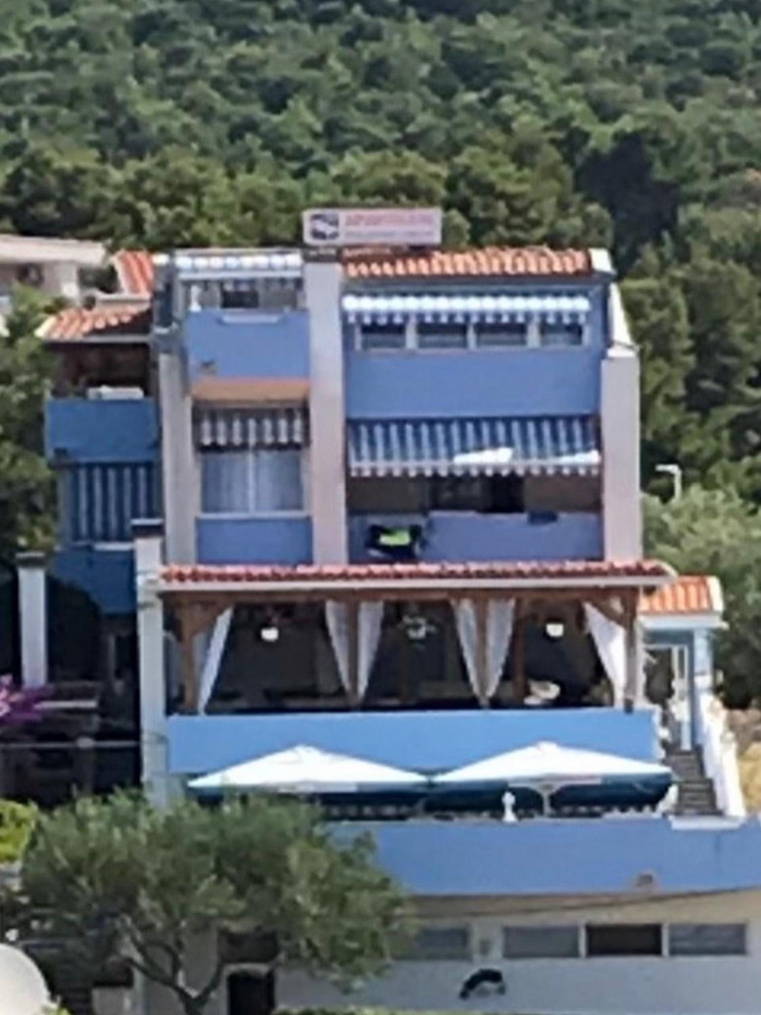 One Bedroom Apartment with Balcony and Sea View - Photo 3