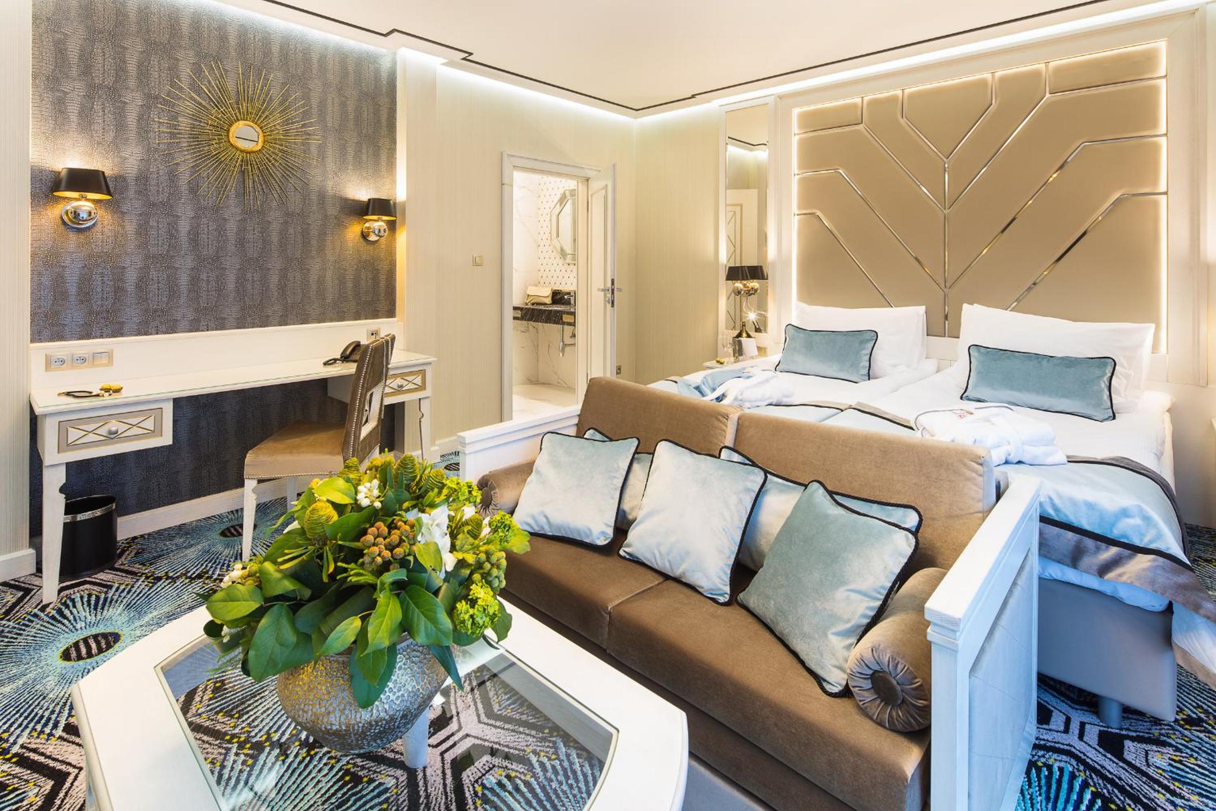 Comfort Room with Sofa (Building B) - Photo 4