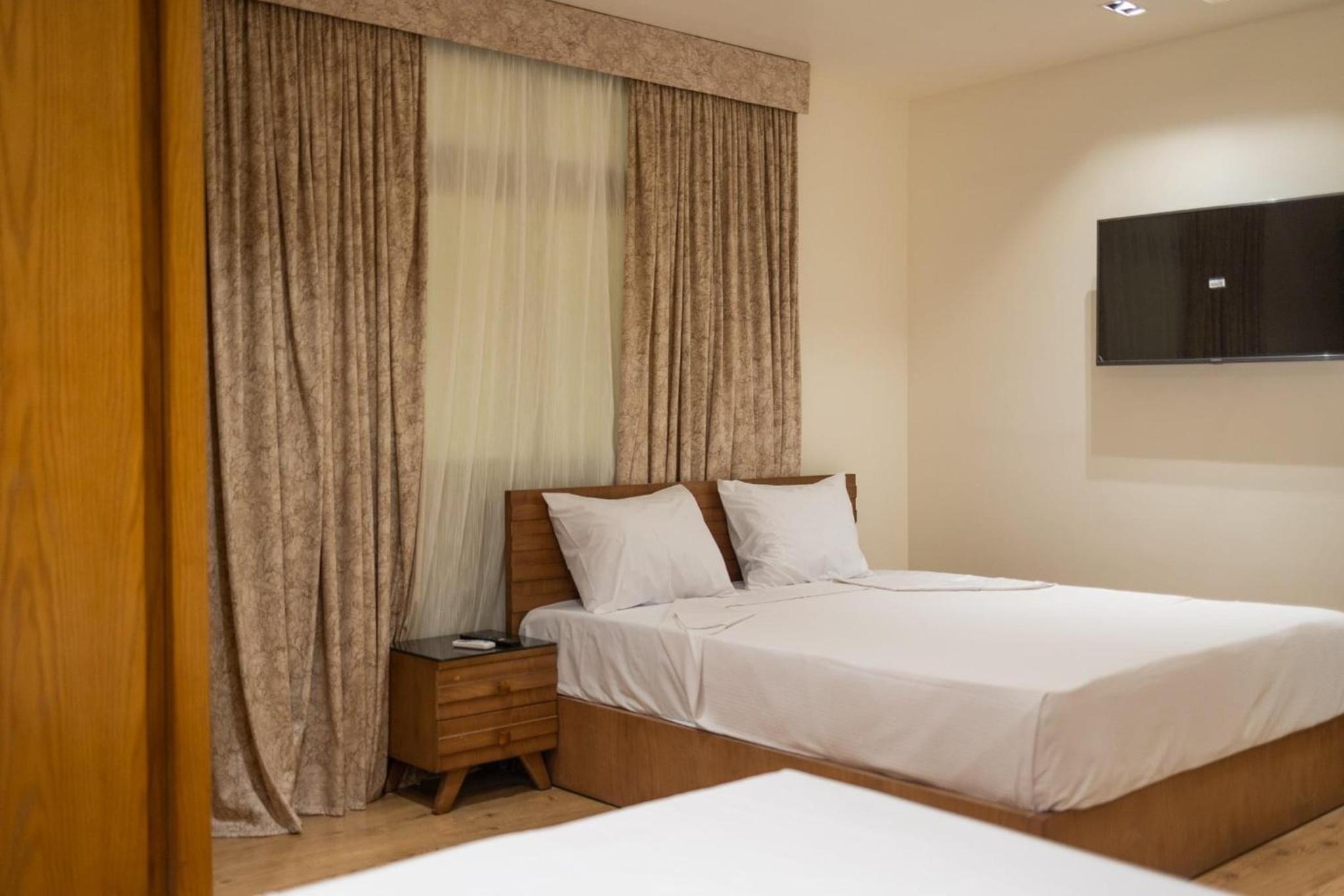 Suite with City View photo 1