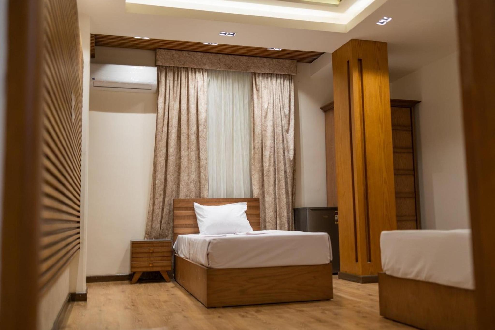 Triple Room with City View photo 2