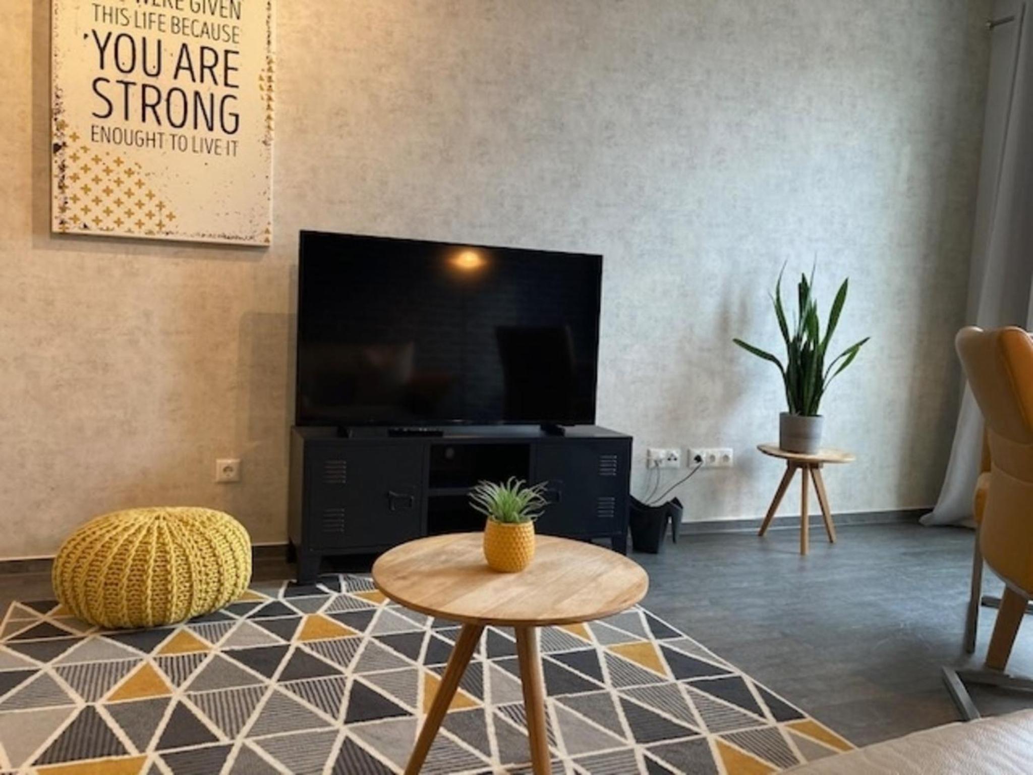 Apartment photo 2