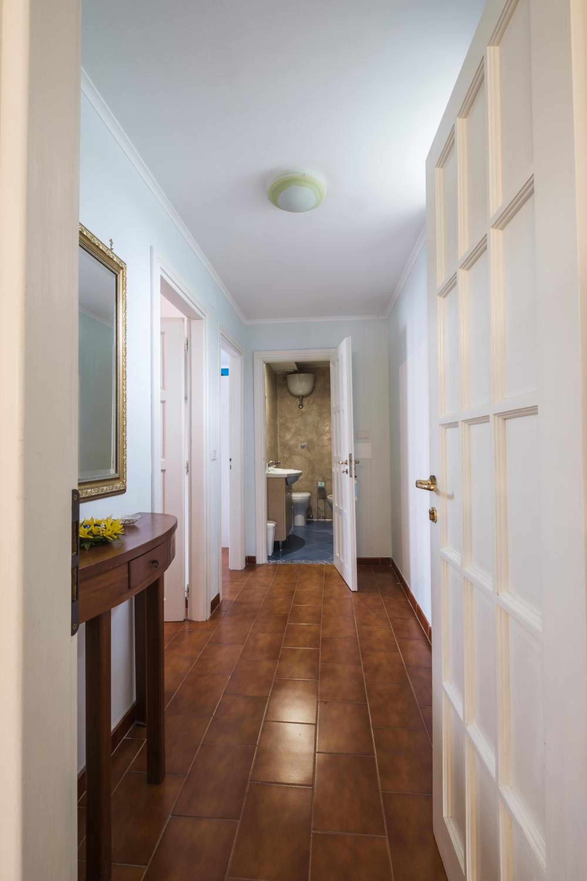Family Room with Private Bathroom photo 2