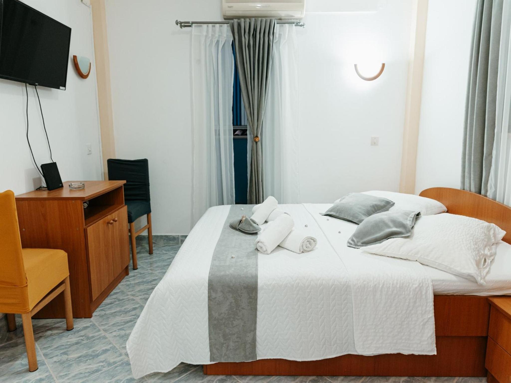 One Bedroom Apartment with Balcony - Photo 38