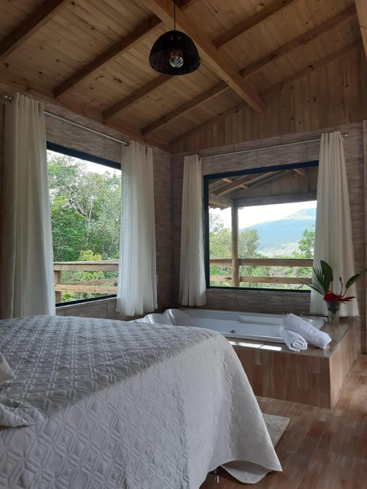 Double Room with Spa Bath - Photo 1