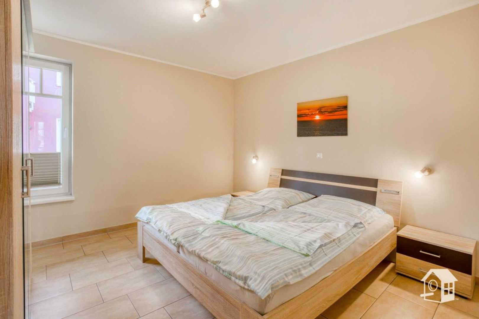 Two-Bedroom Apartment with Terrace photo 2