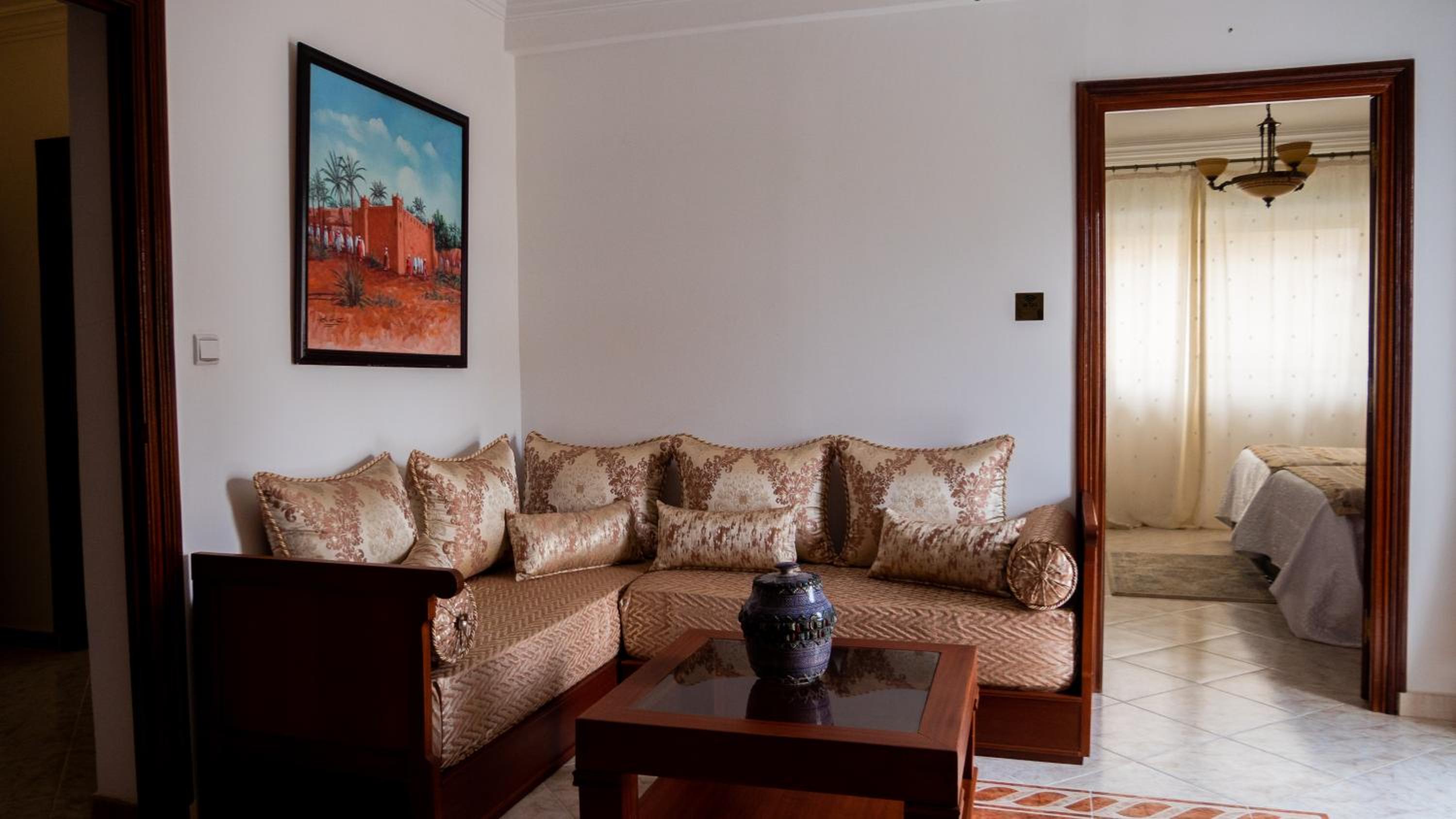 Deluxe Queen Room with Two Queen Beds photo 1