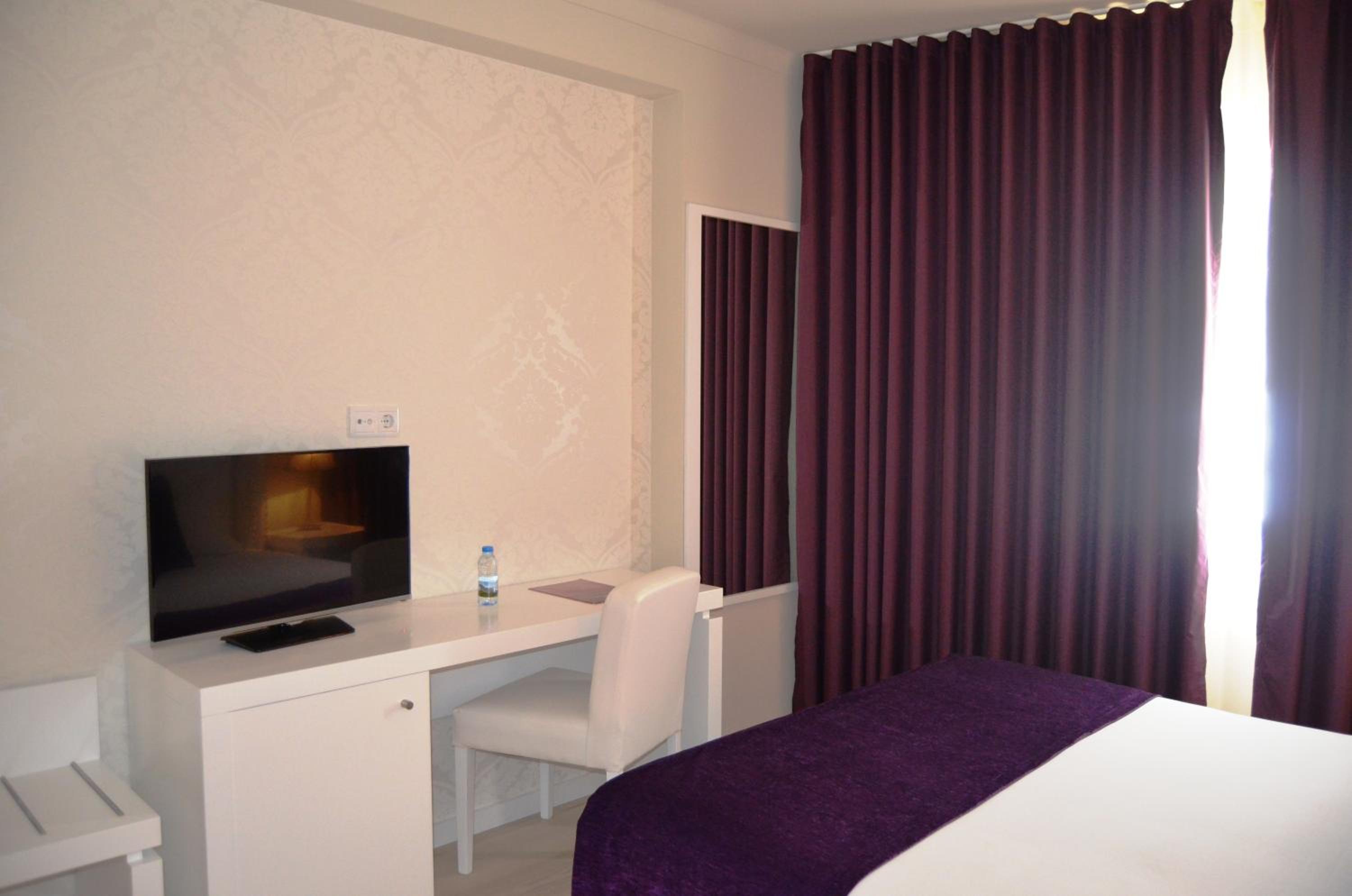 Superior Deluxe Double Room  photo 3