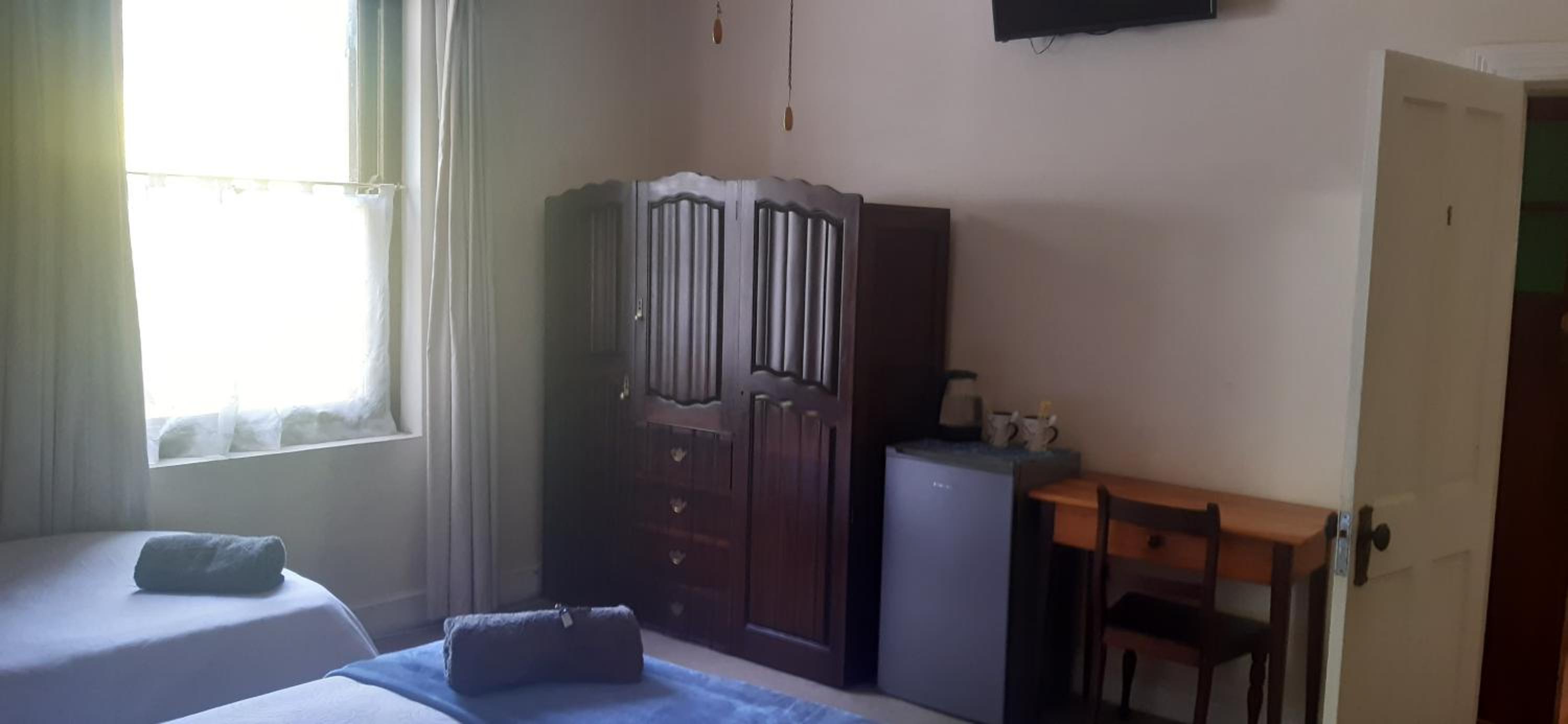 Triple Room with Bath photo 3