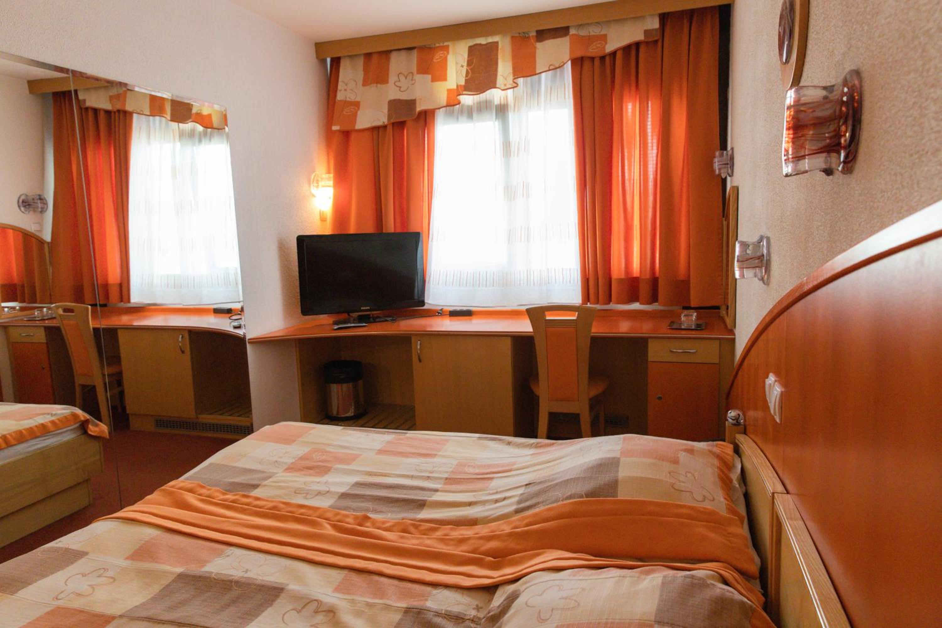 Standard Double Room photo 1