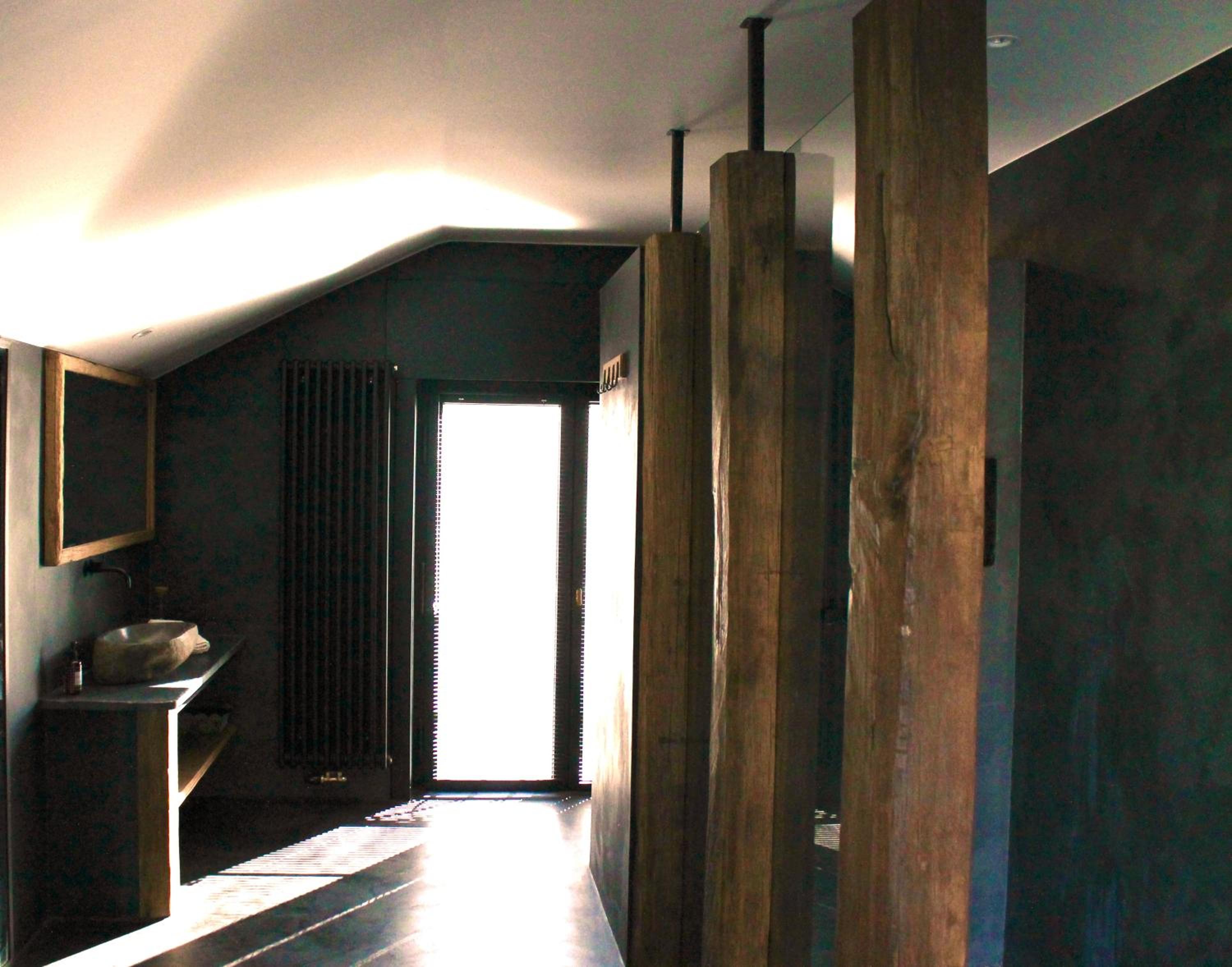 Deluxe Suite - Photo 6
