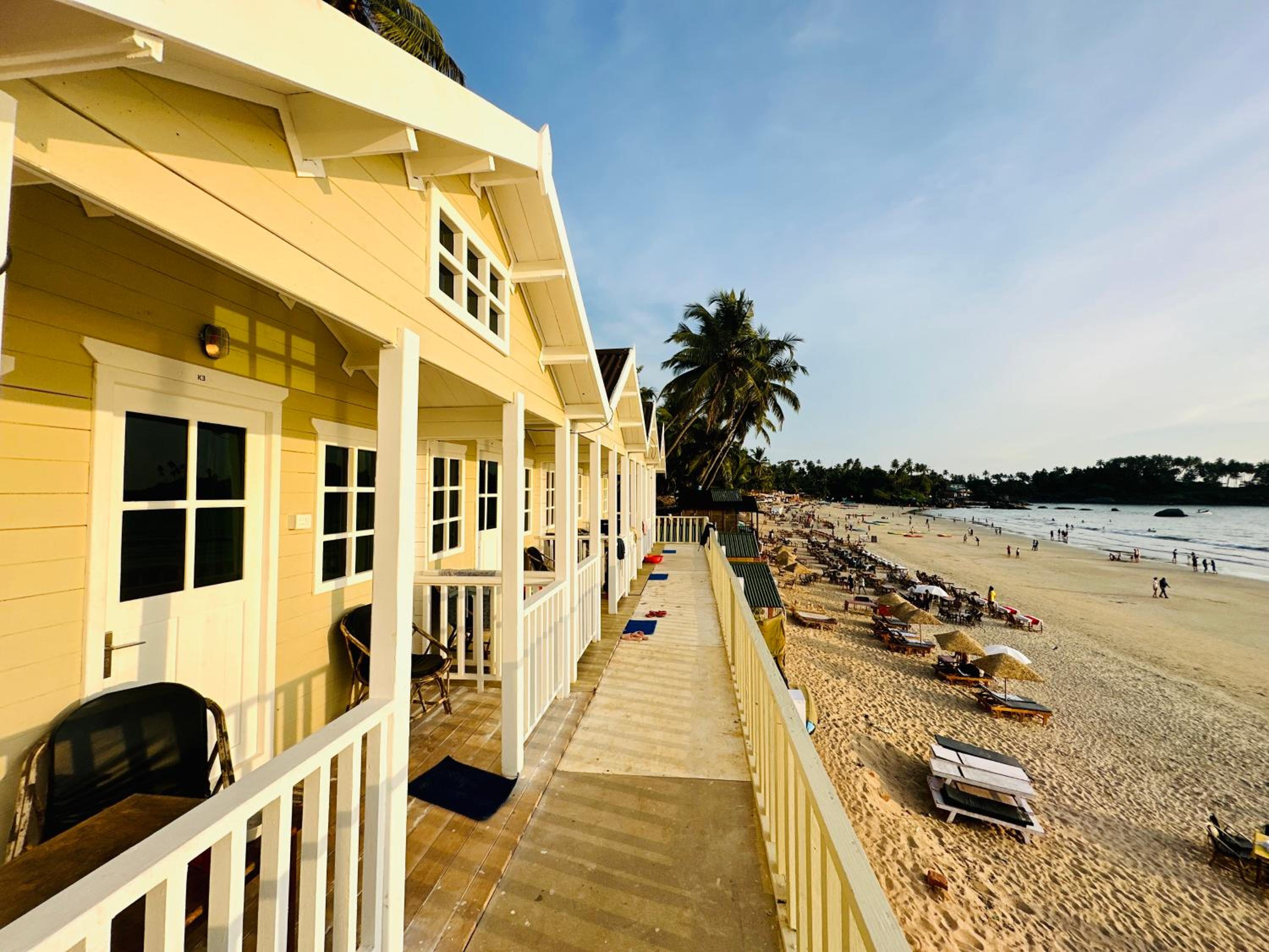 Deluxe Suite with Sea View photo 2