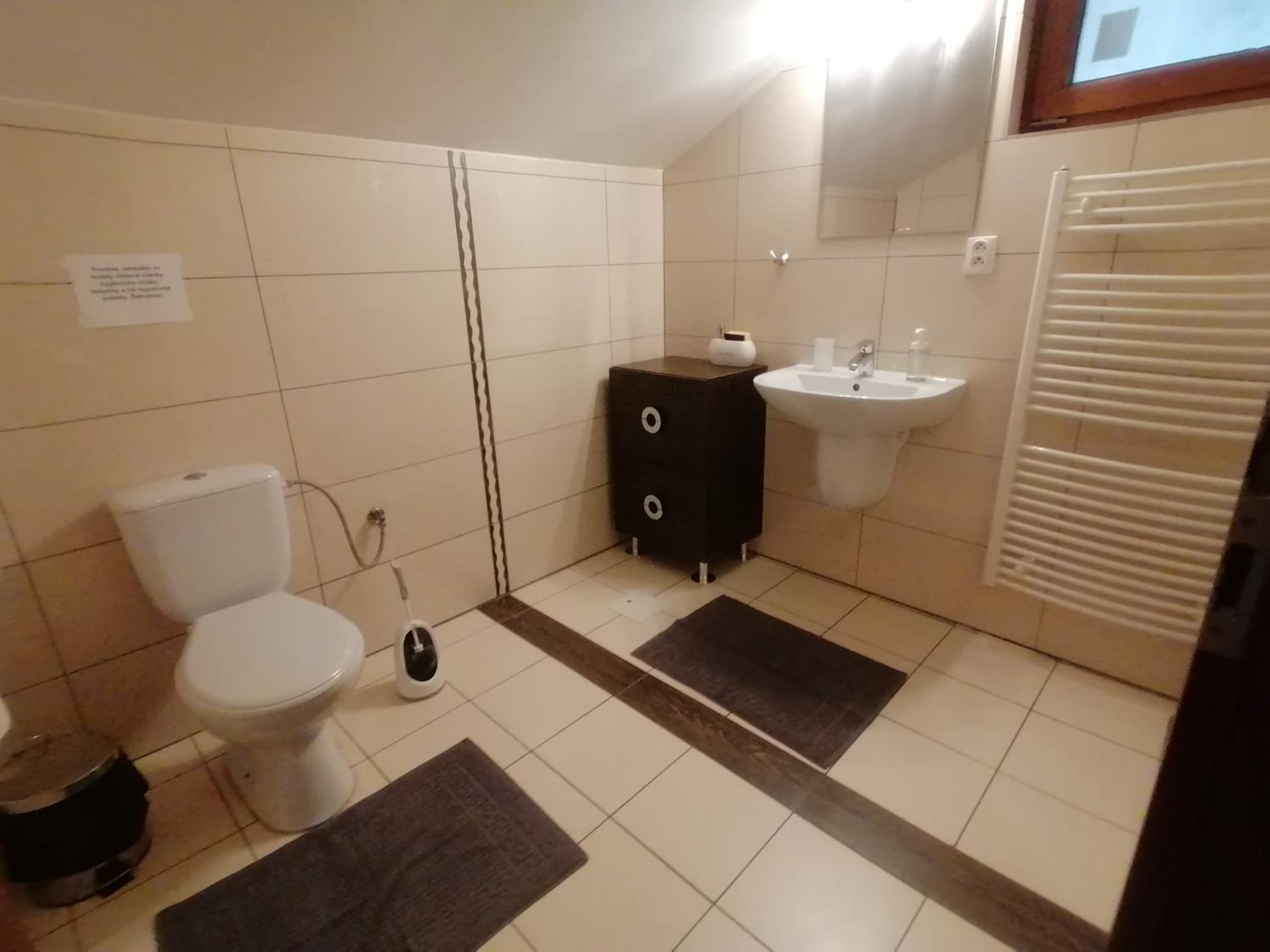 Deluxe Room - Photo 7