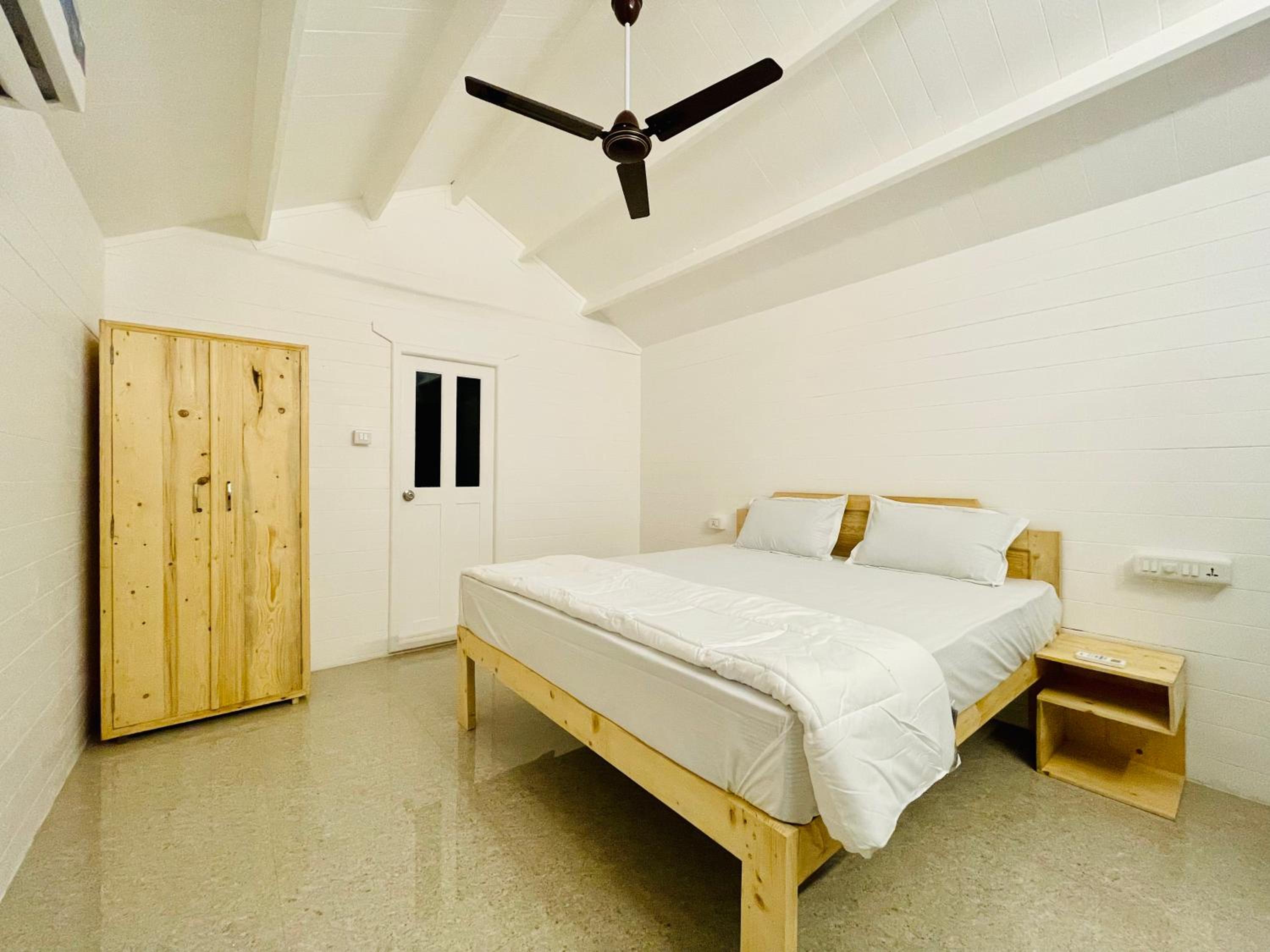 Superior Suite with Sea View - Photo 1