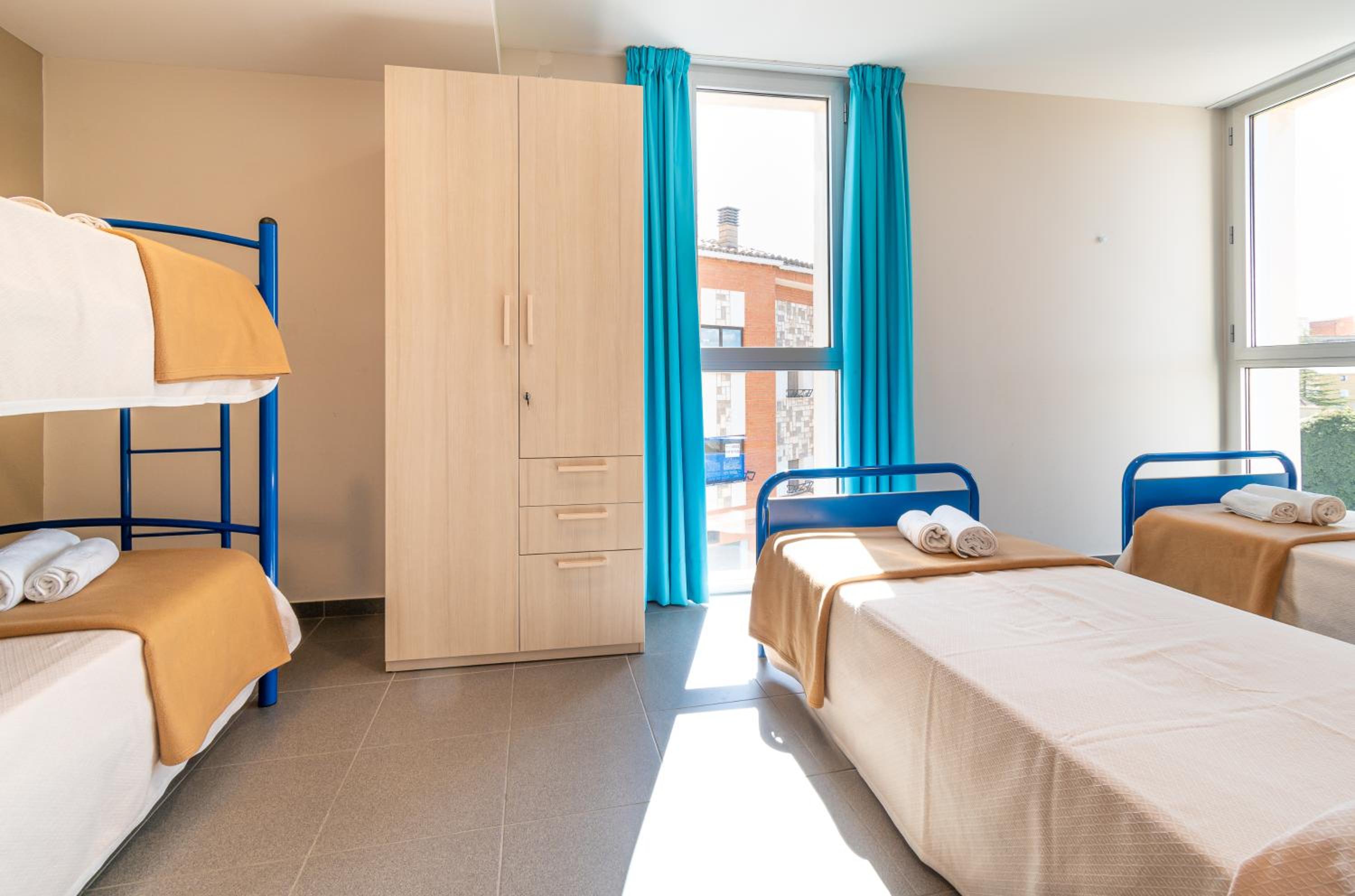 Habitación Cuádruple con Baño Privado
