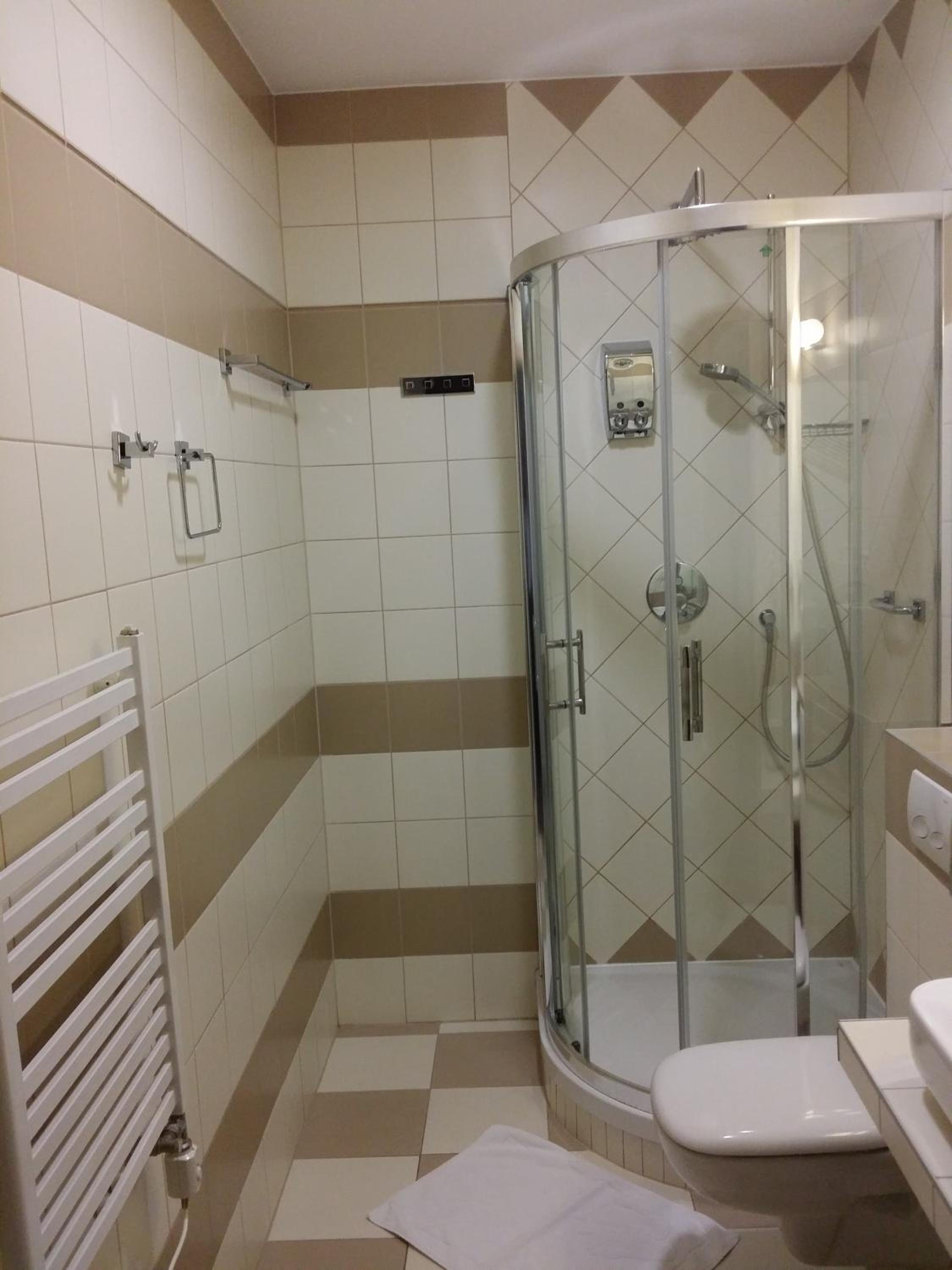 Studio (4 Adults) - Photo 2
