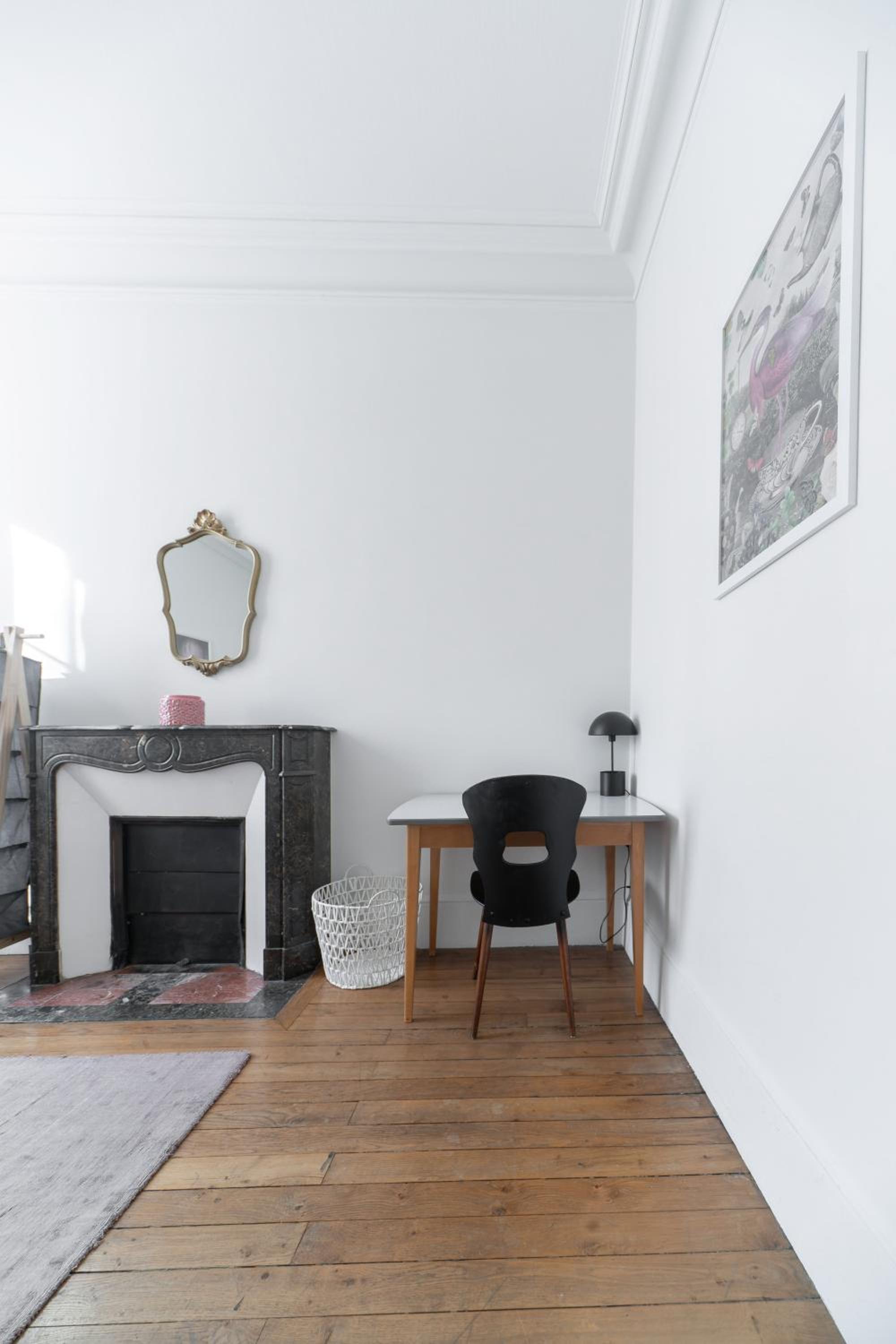 Two-Bedroom Apartment - Photo 23