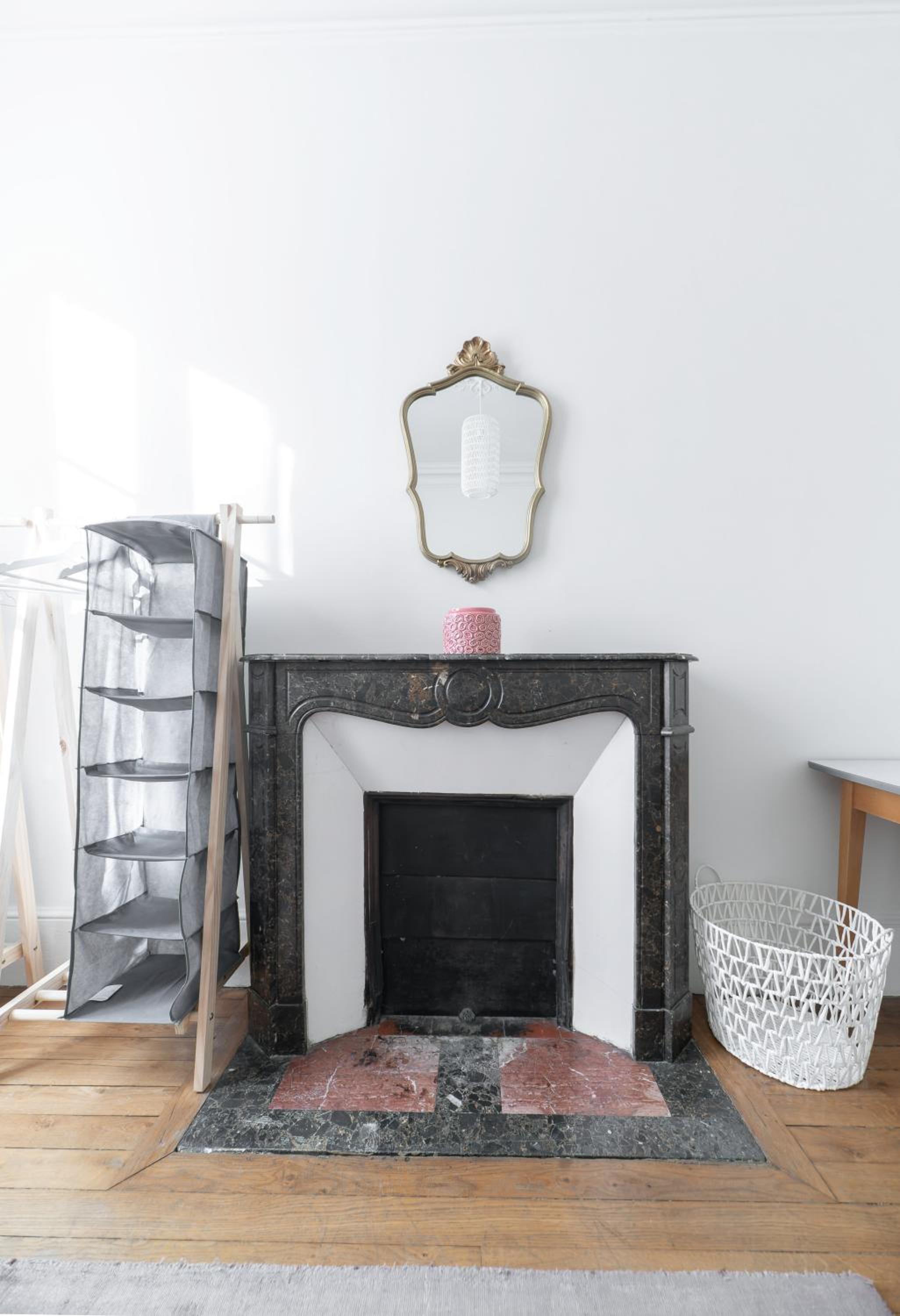 Two-Bedroom Apartment - Photo 22