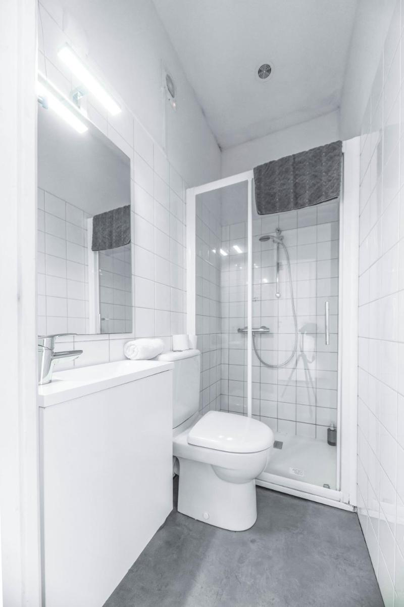 One-Bedroom Apartment - Photo 10