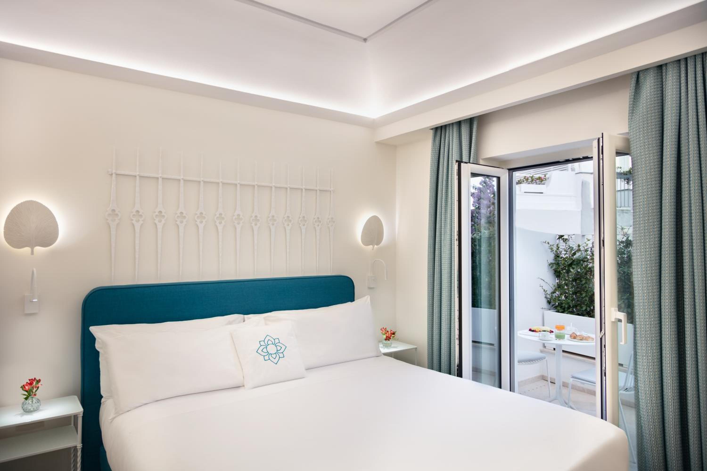 Whirlpool Suite with Patio