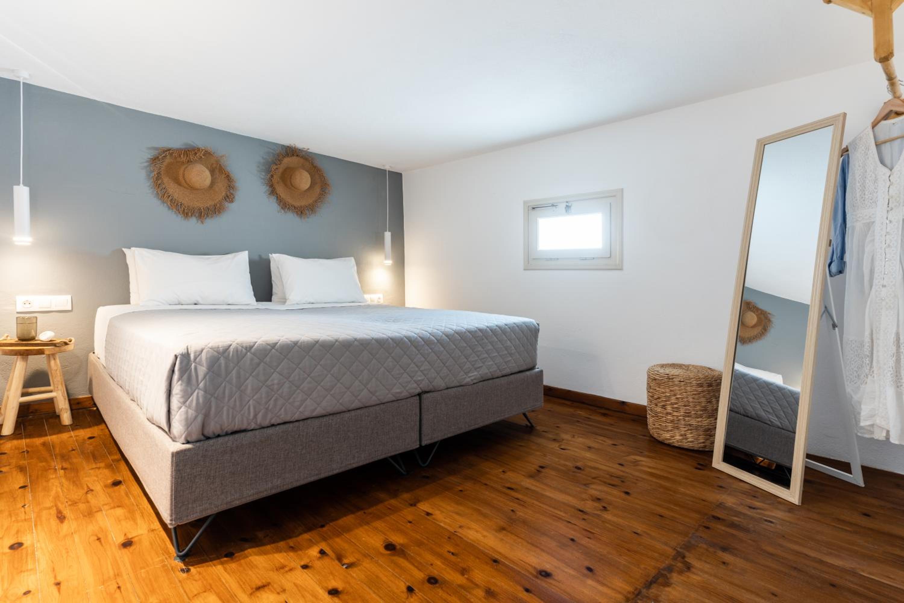 Standard Double Suite
