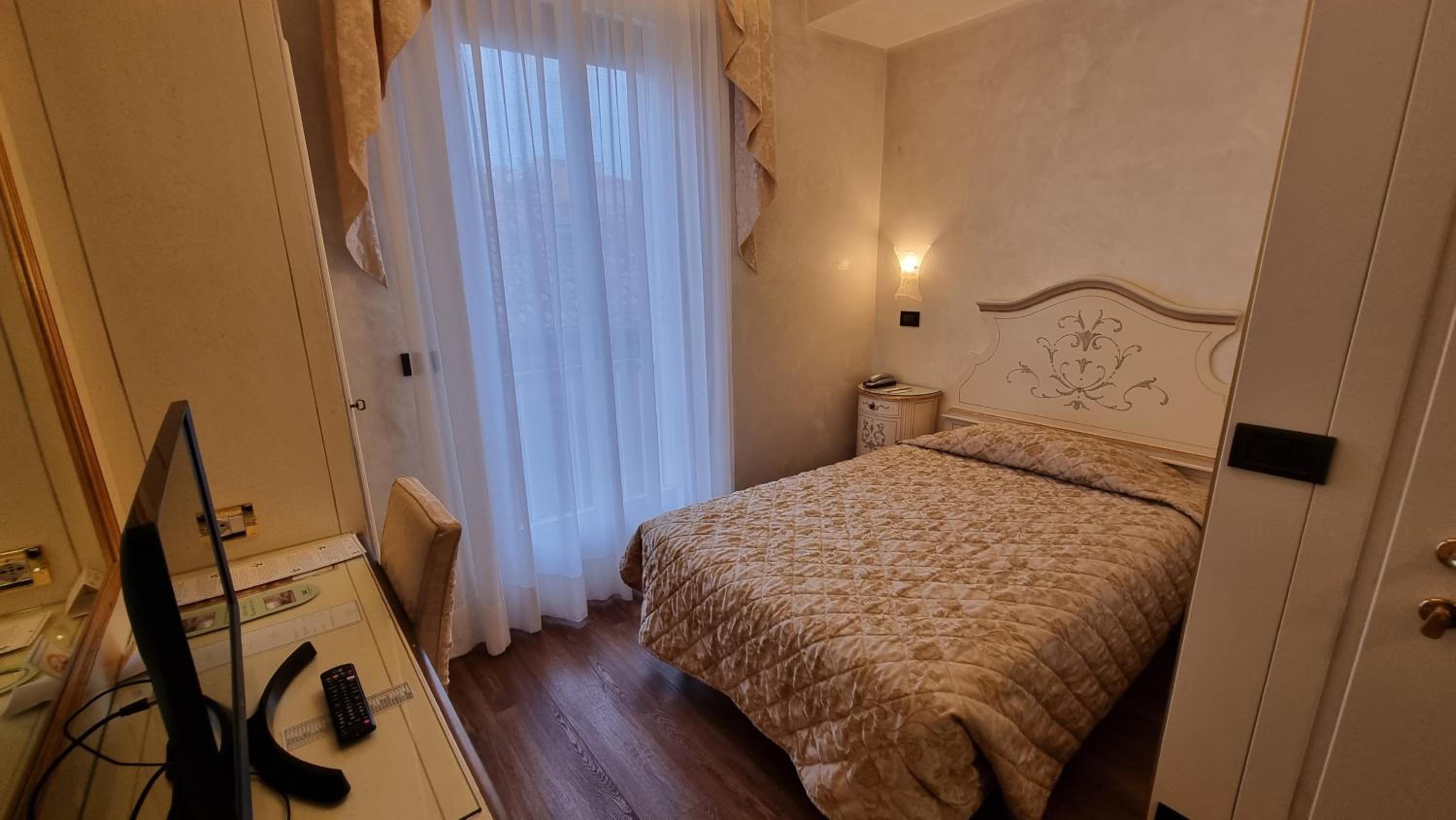 Small Double Room