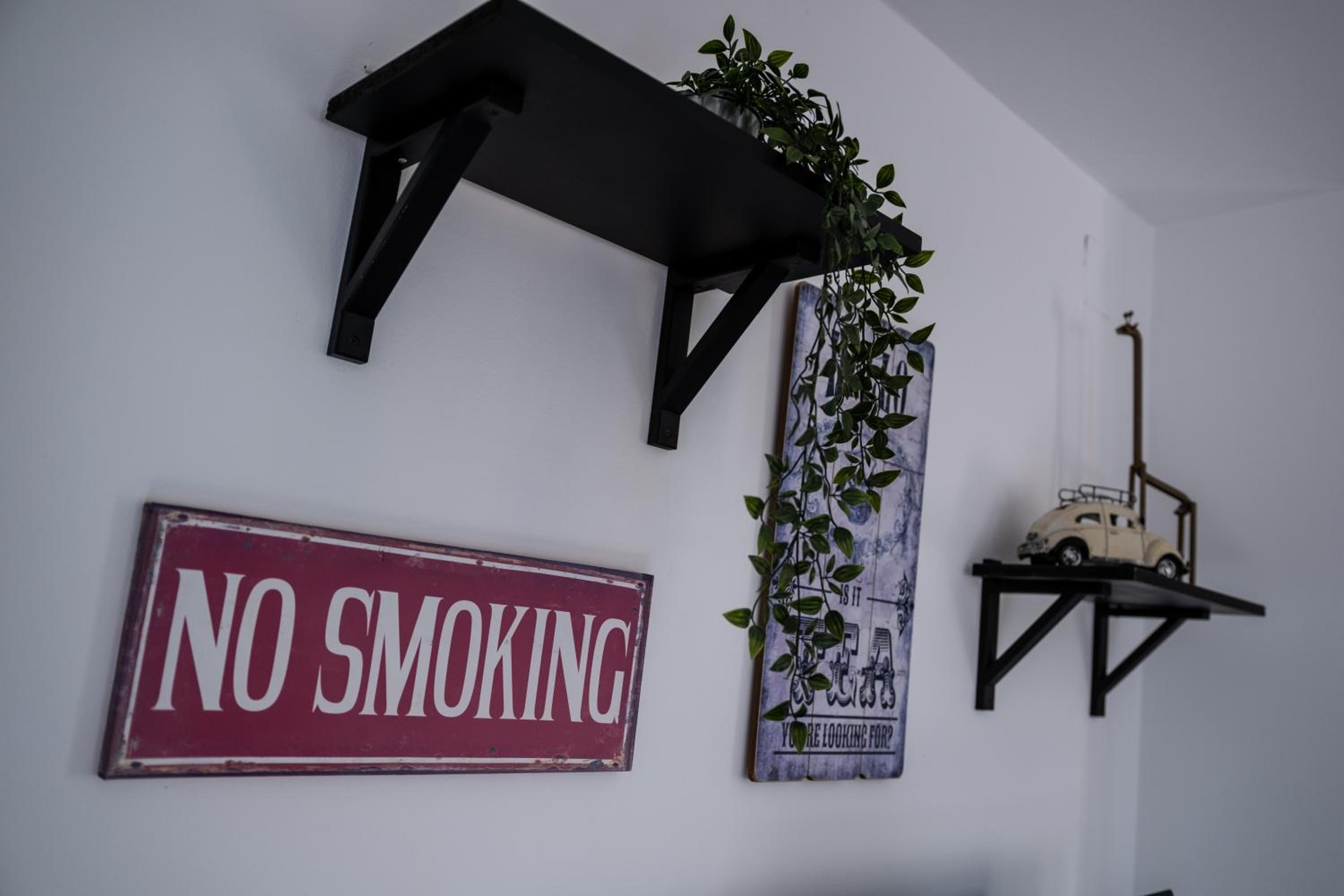 One-Bedroom Apartment - Photo 21