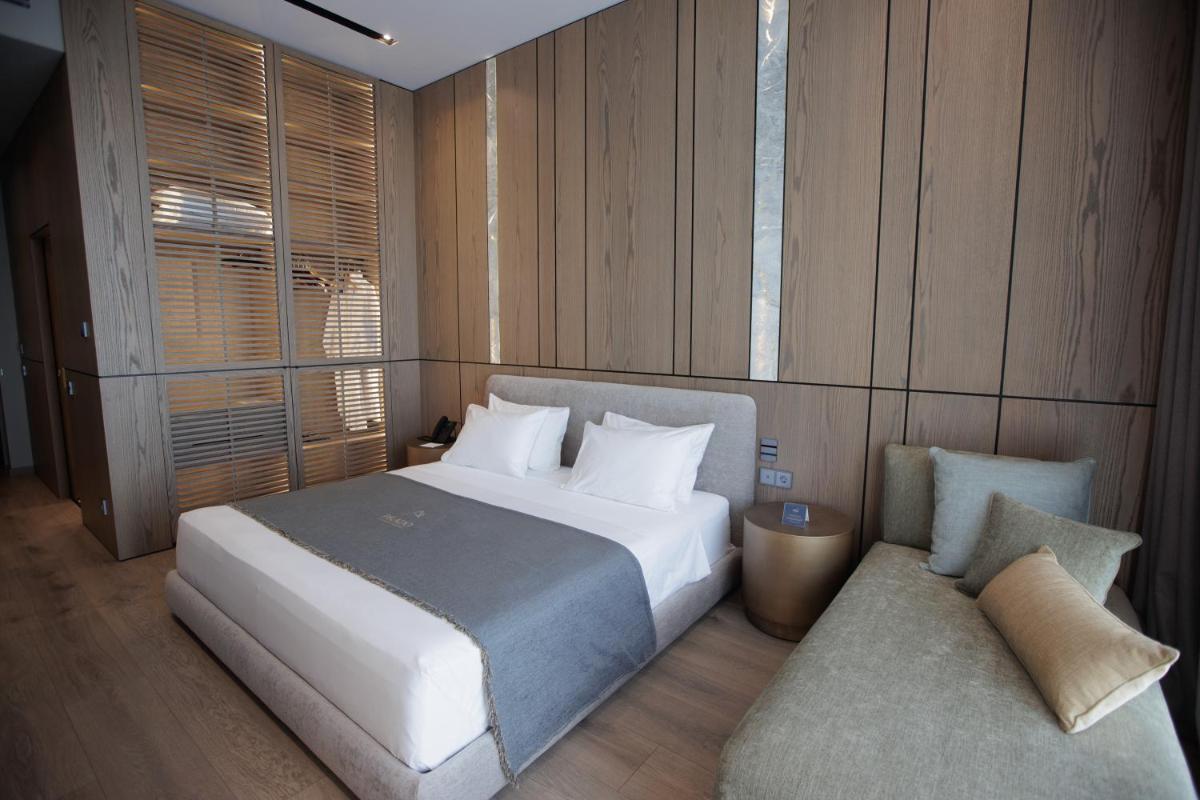 Junior Suite with Balcony