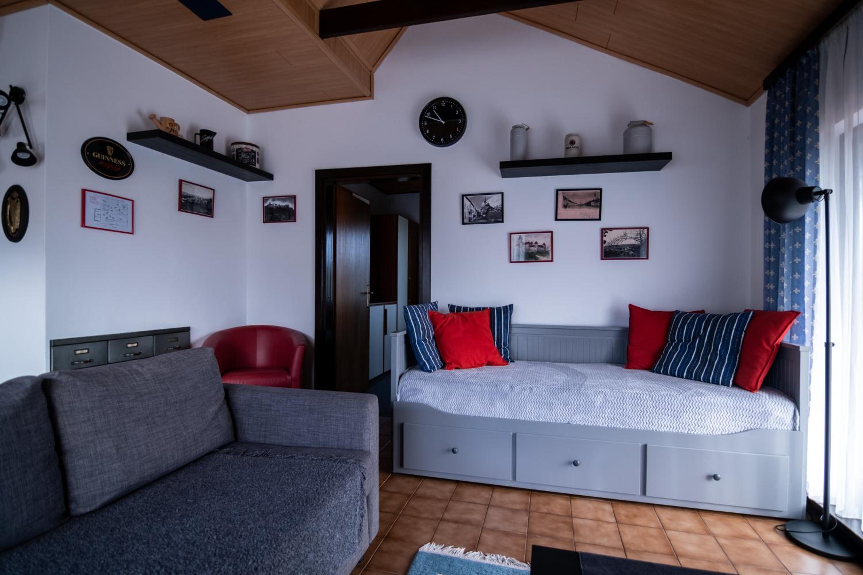 Two-Bedroom Apartment - Photo 12