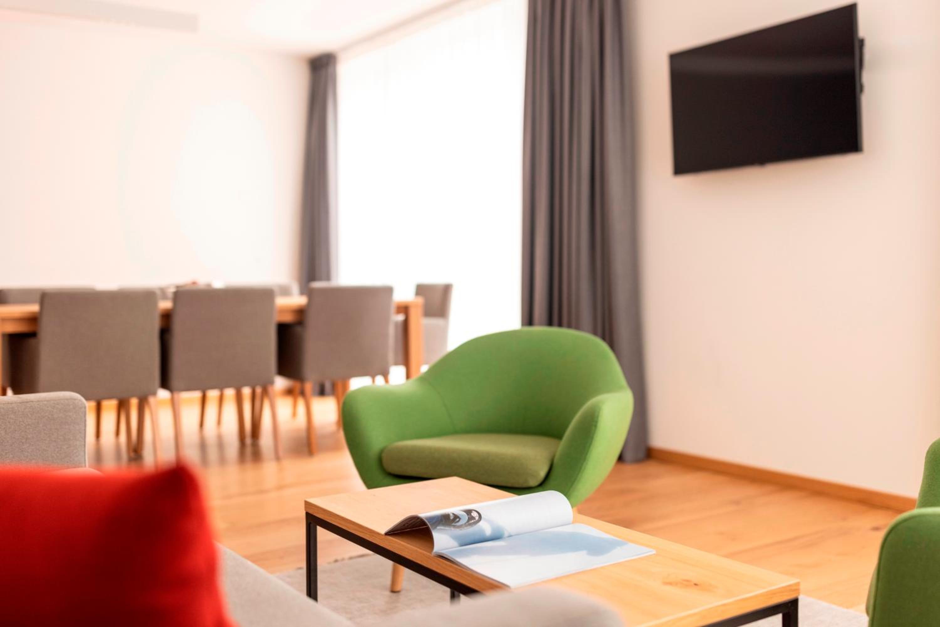 Deluxe Two-Bedroom Apartment With Balcony