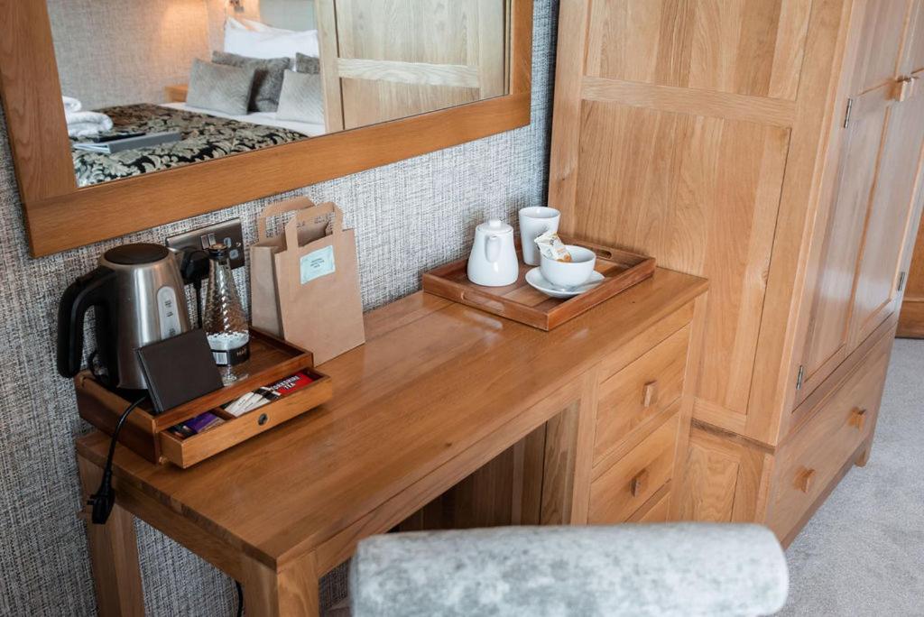 Standard Double Room - Photo 11