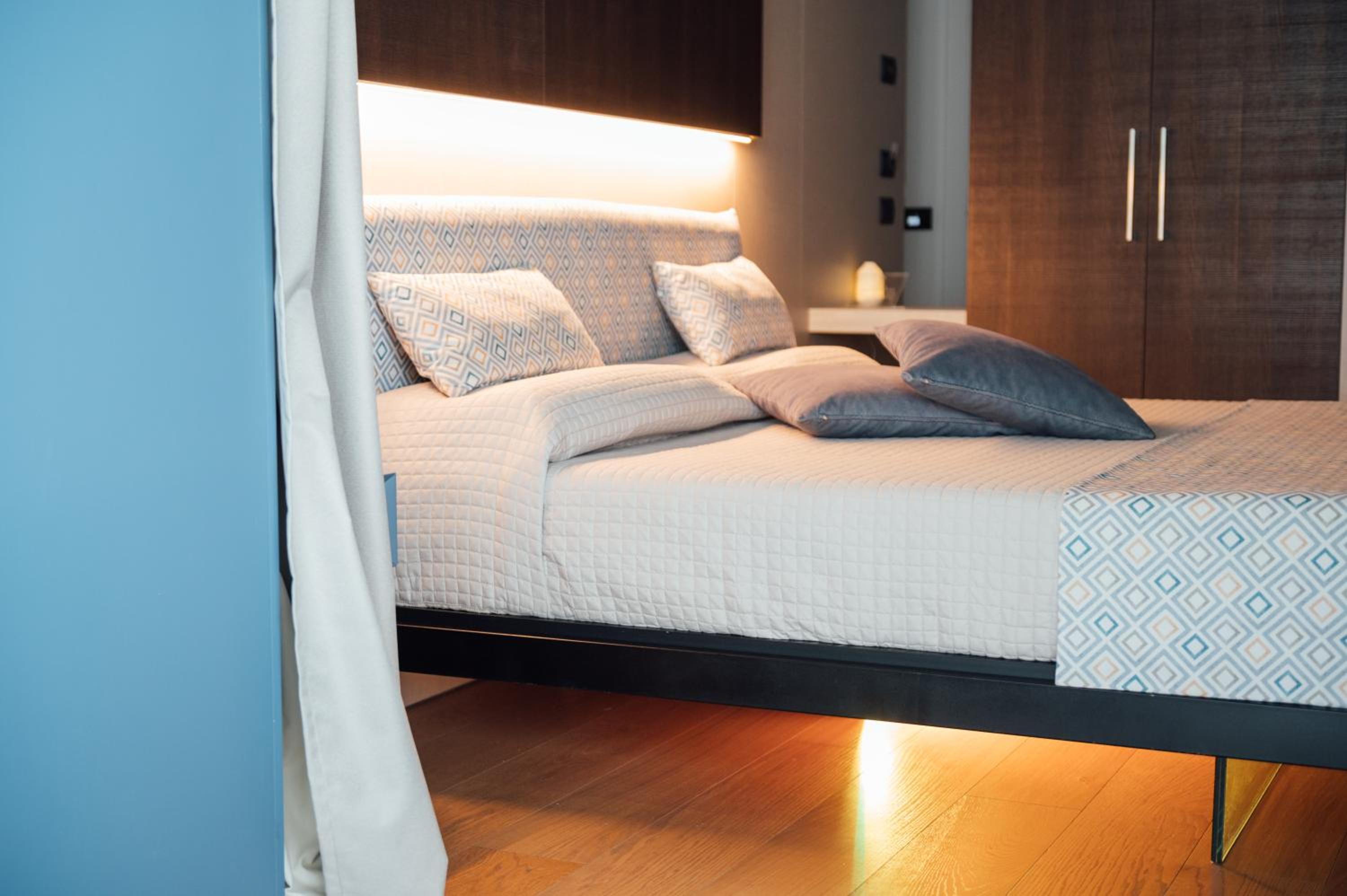 Suite with Spa Access - Photo 5