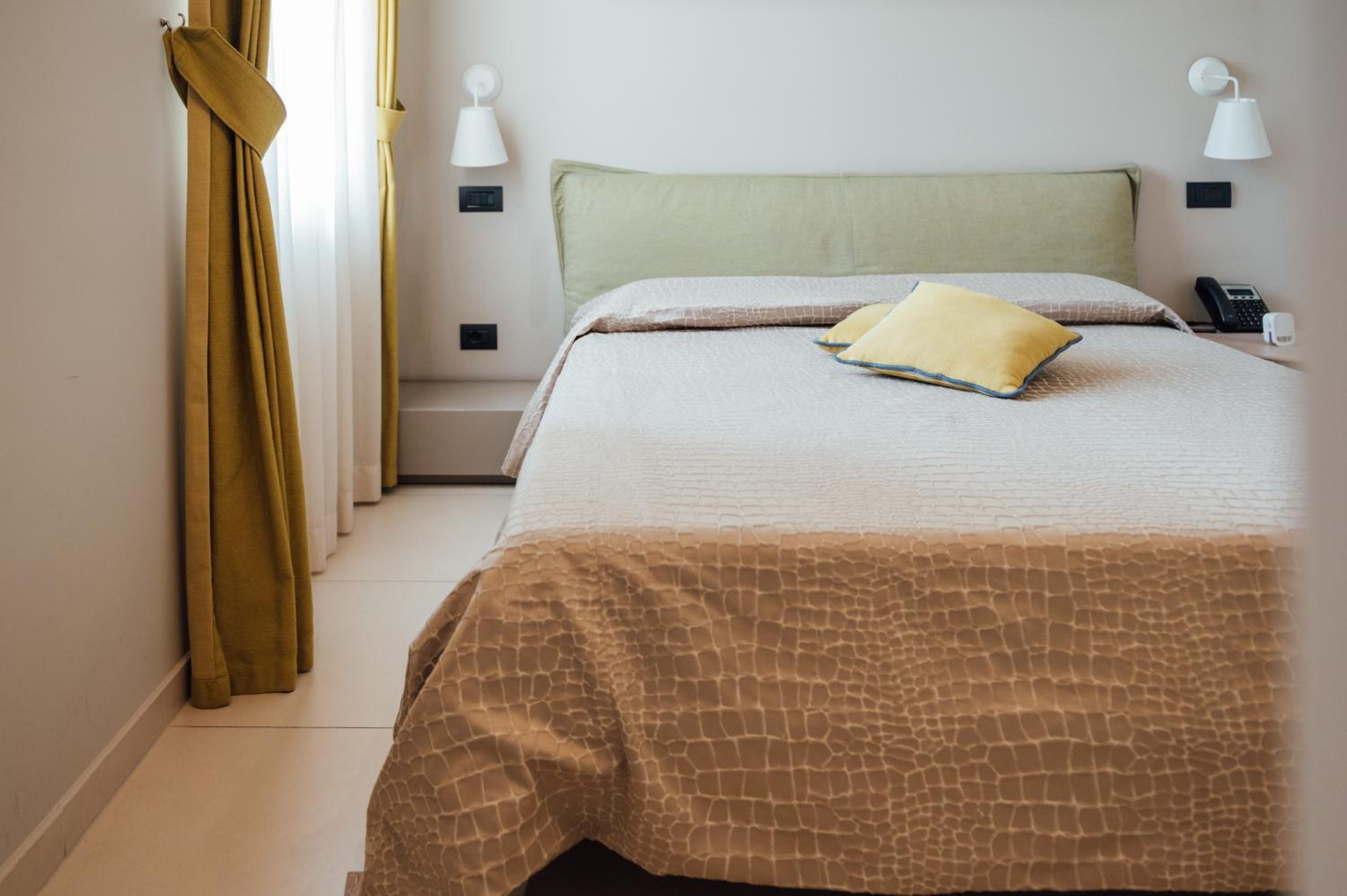 Economy Double Room with Spa Access - Photo 1