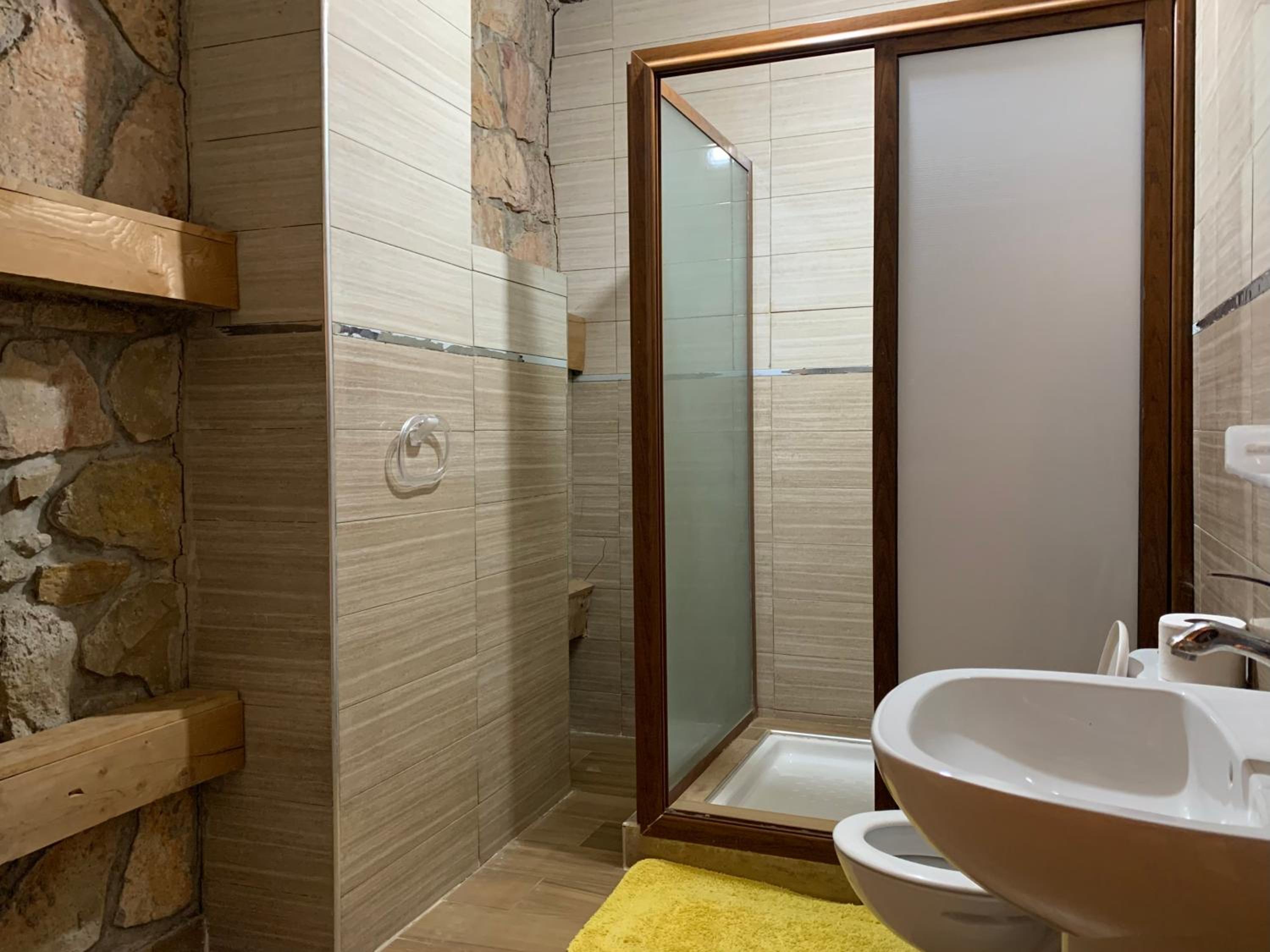Quadruple Room with Mountain View - Photo 1