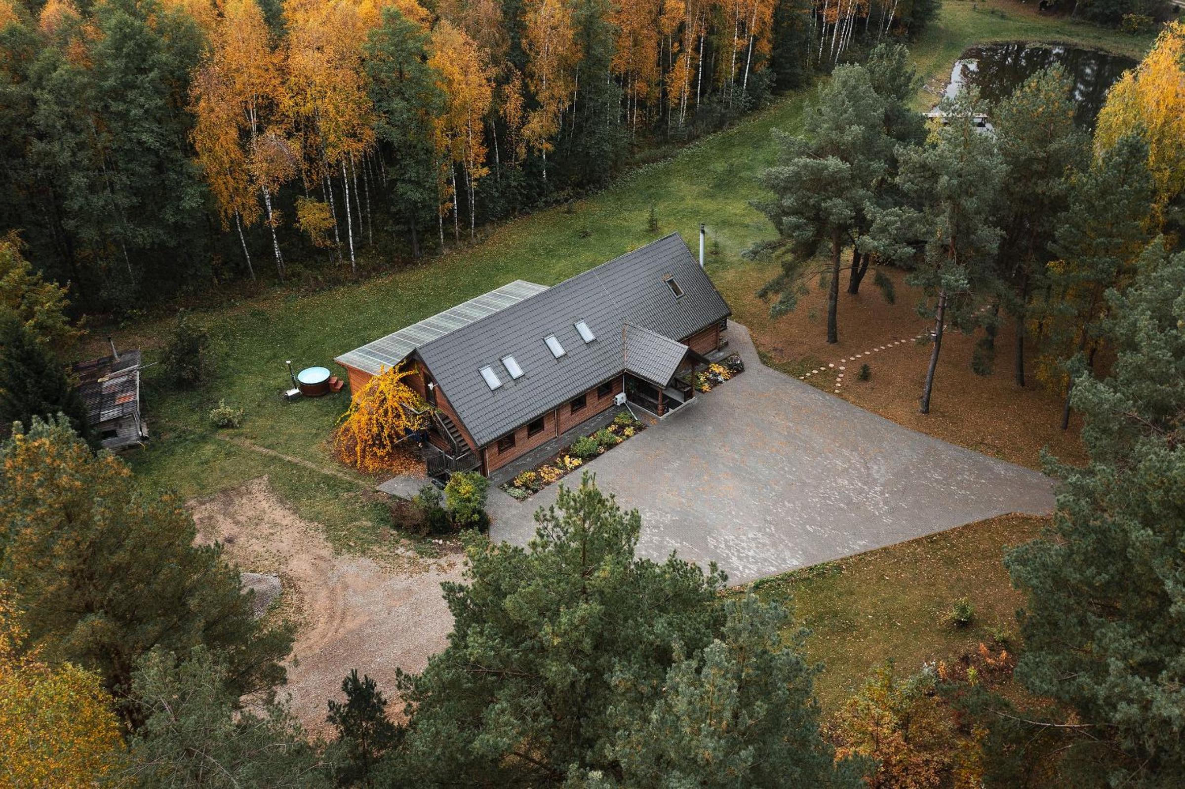 Superior Chalet - Photo 2